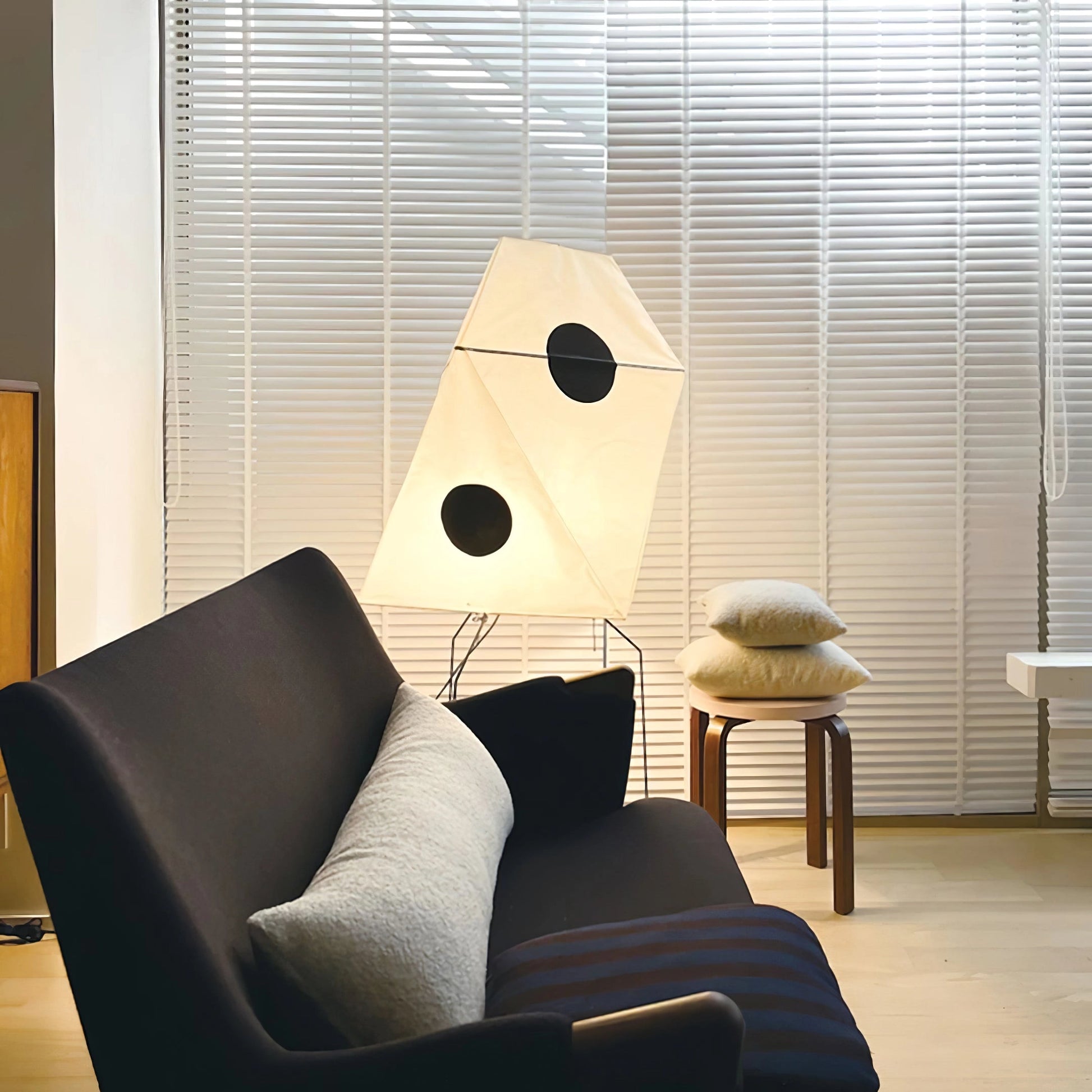 Origami Lantern Floor Lamp - Blowlighting