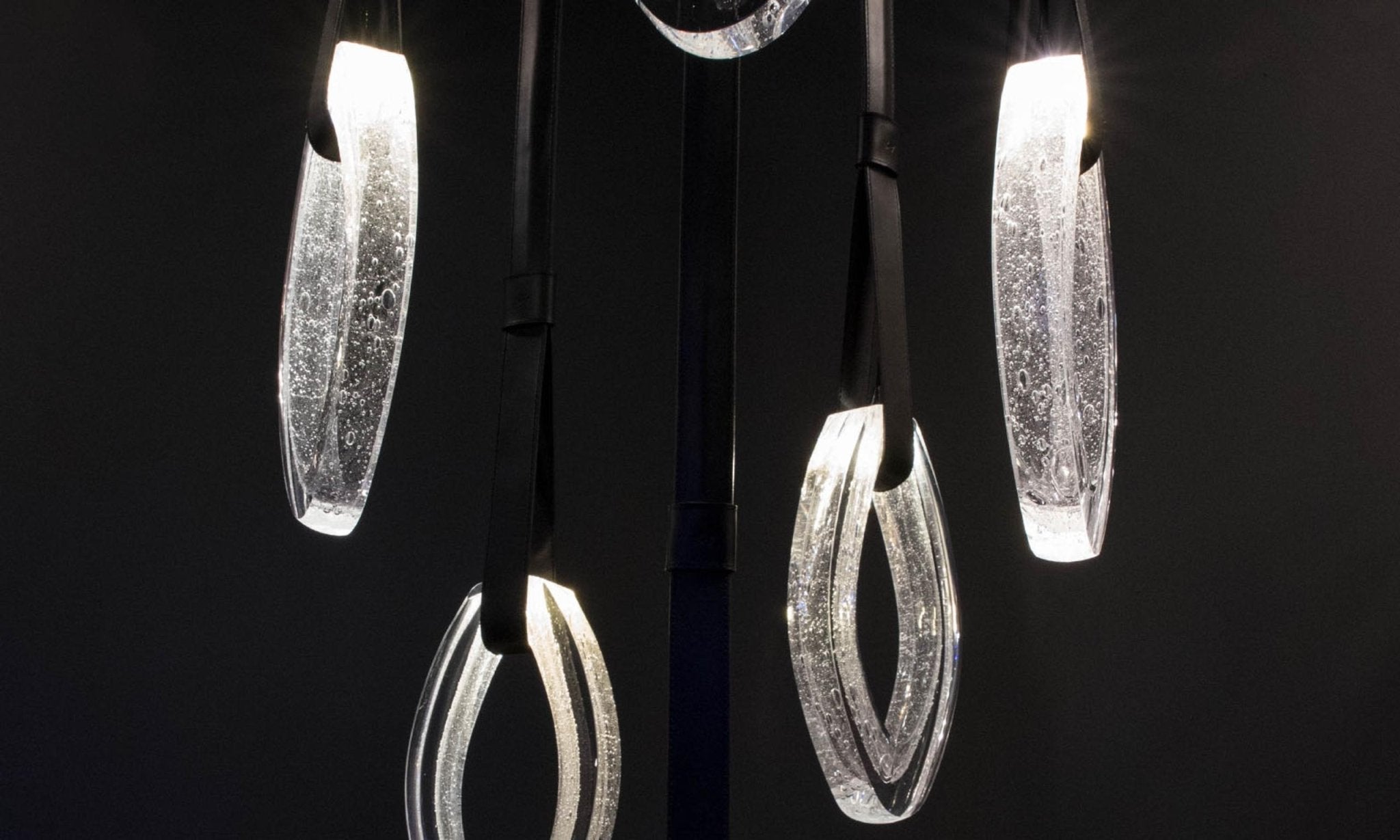 Ivvyne Modern Glass Chandelier - Blowlighting