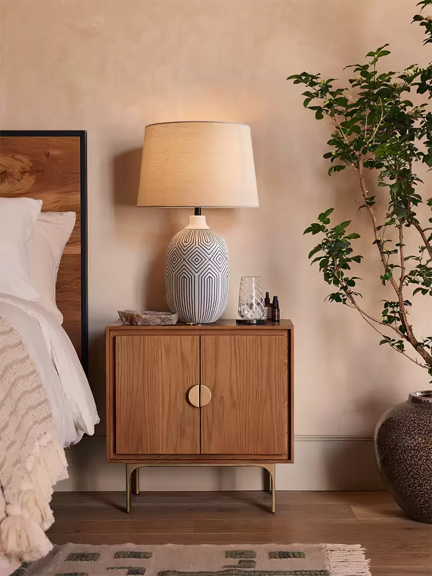 Oryza Geometric Table Lamp - Blowlighting