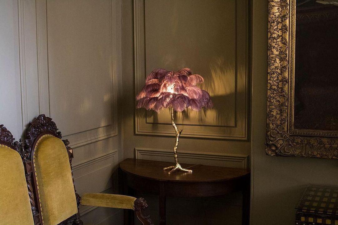 Ostrich Feather Table Lamp - Blowlighting