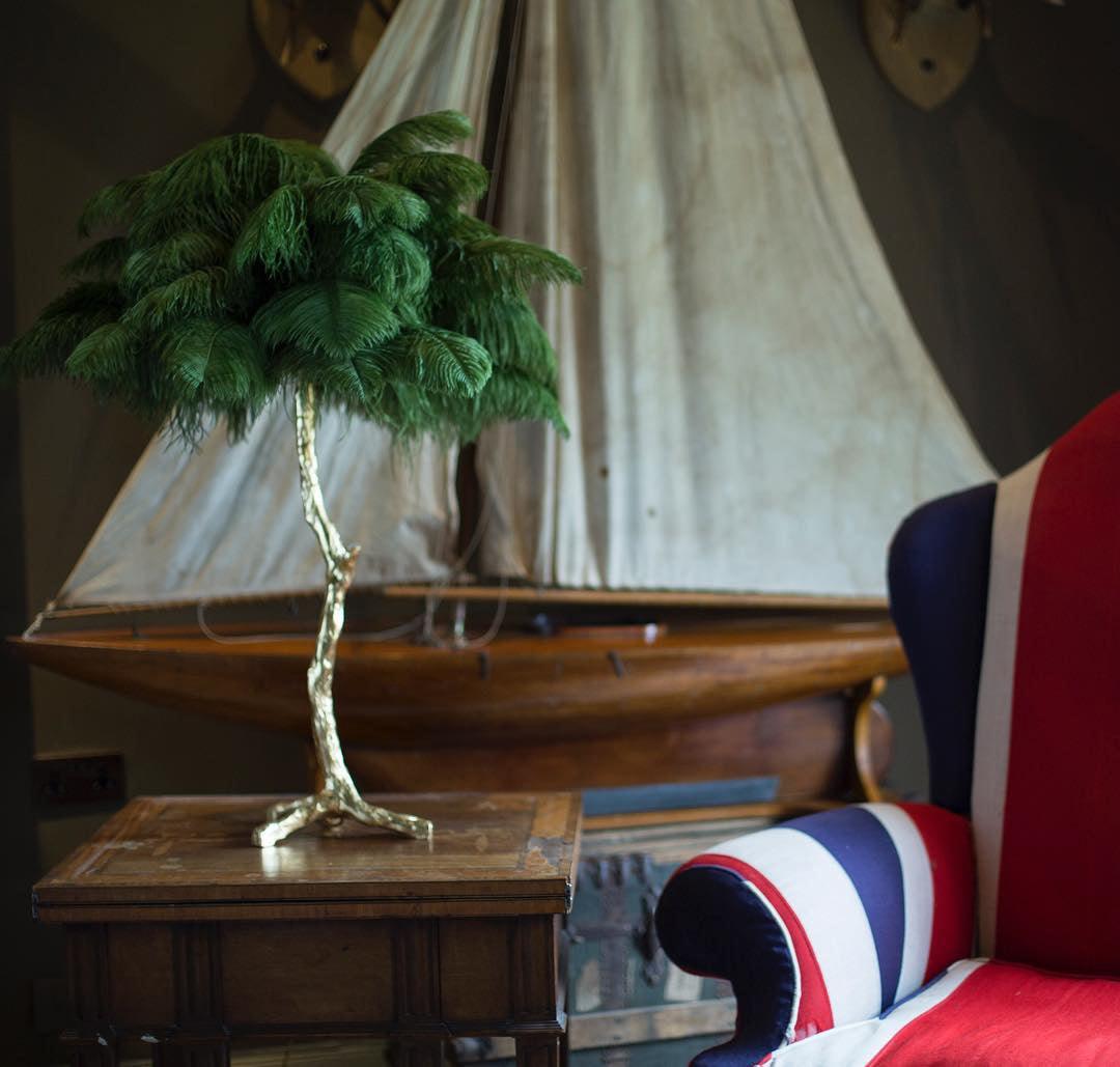 Ostrich Feather Table Lamp - Blowlighting