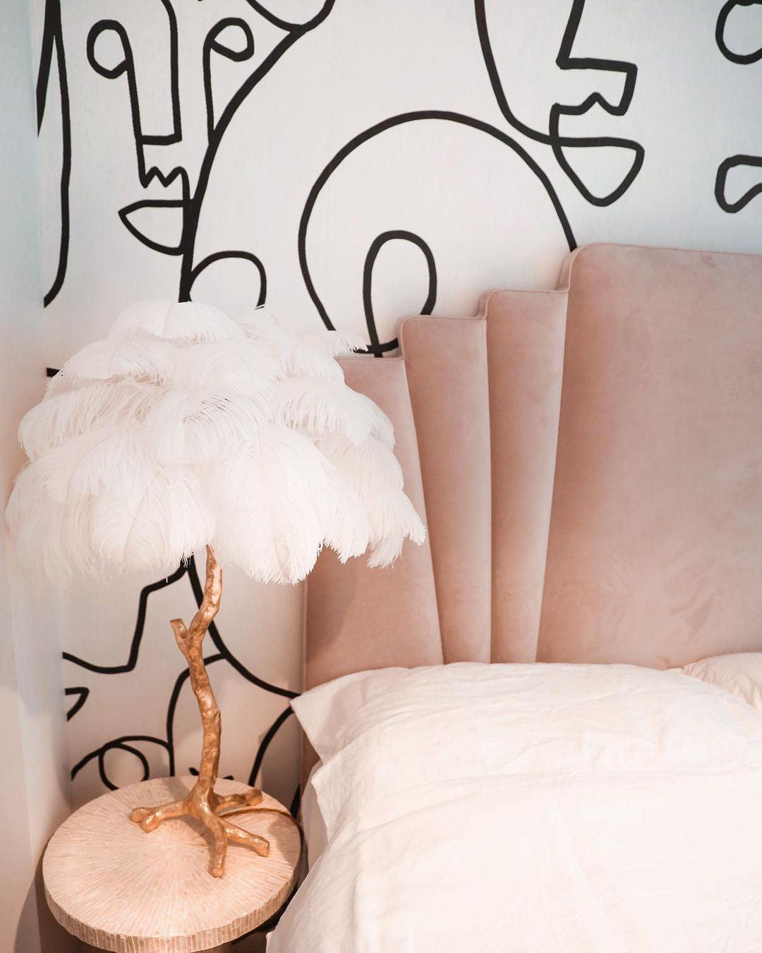 Ostrich Feather Table Lamp - Blowlighting