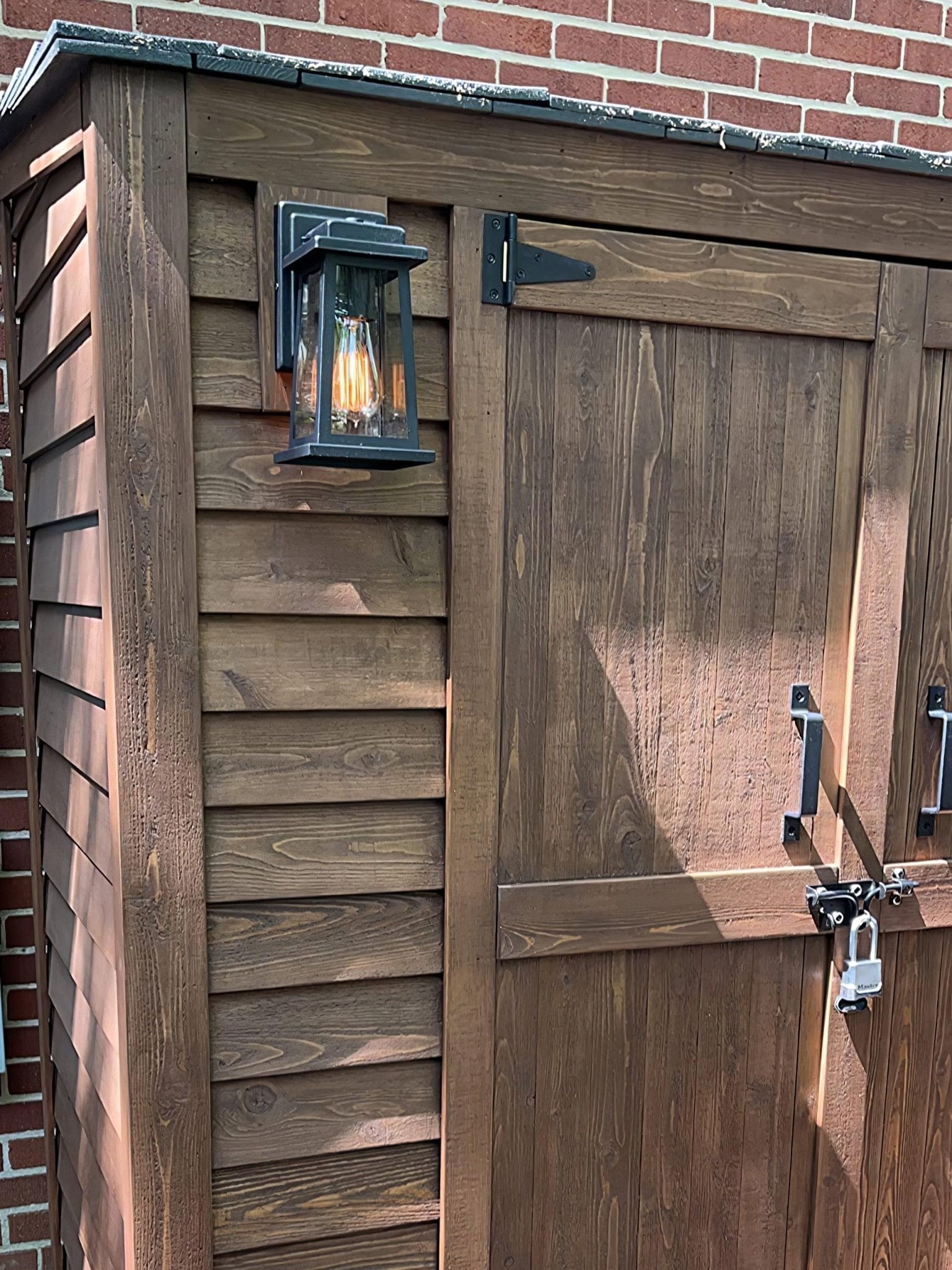 Outdoor Lantern Wall Lamp - Blowlighting