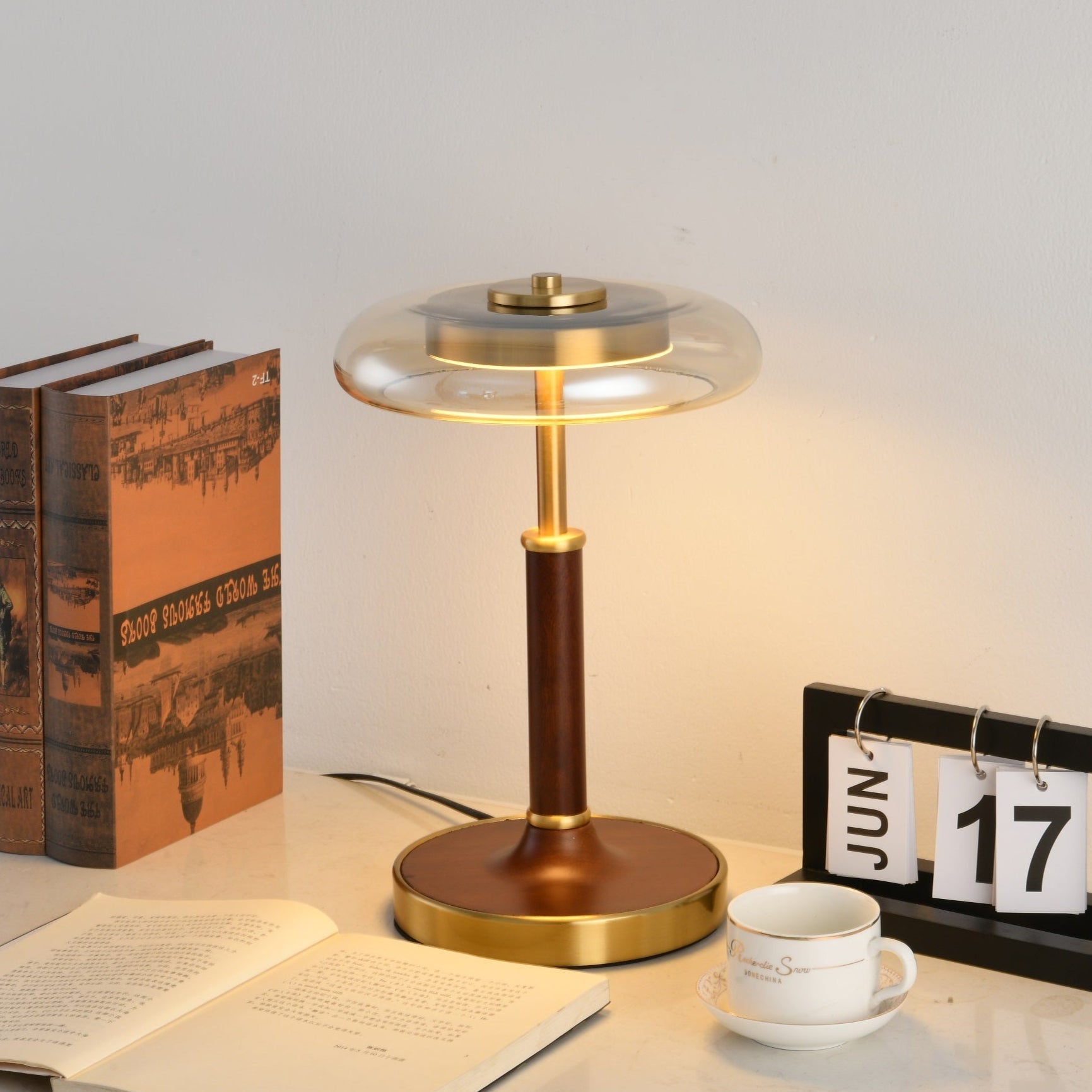 Layla Vintage Glass Table Lamp - Blowlighting