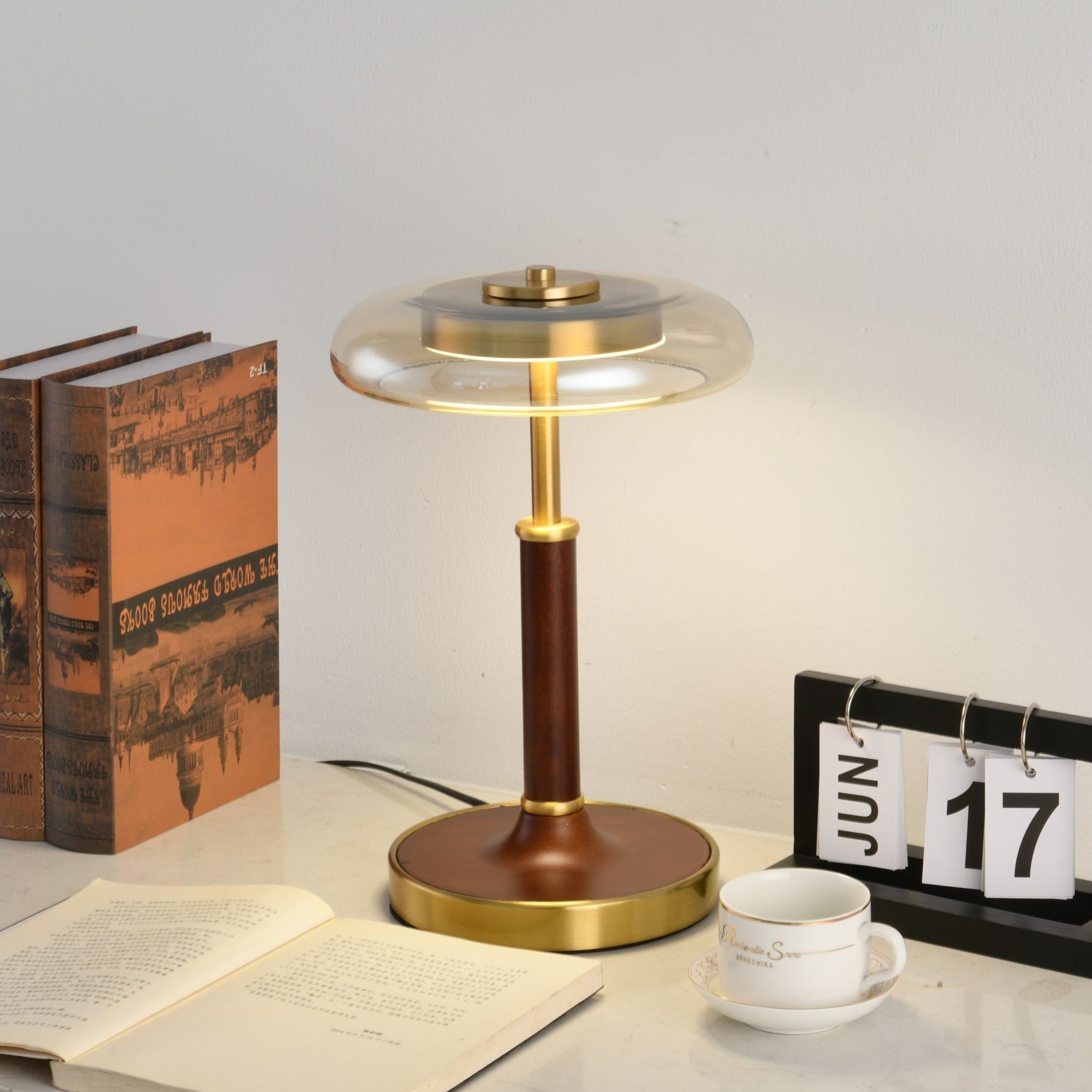 Layla Vintage Glass Table Lamp - Blowlighting