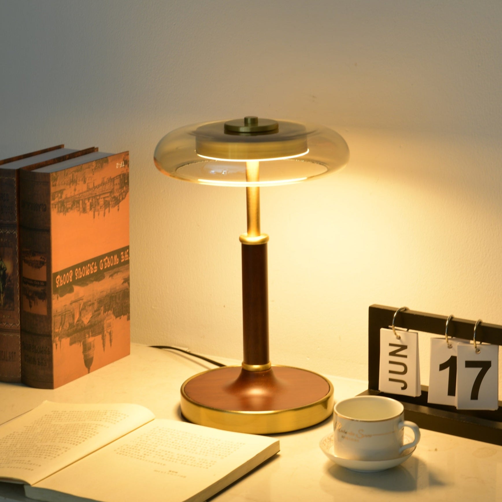 Layla Vintage Glass Table Lamp - Blowlighting