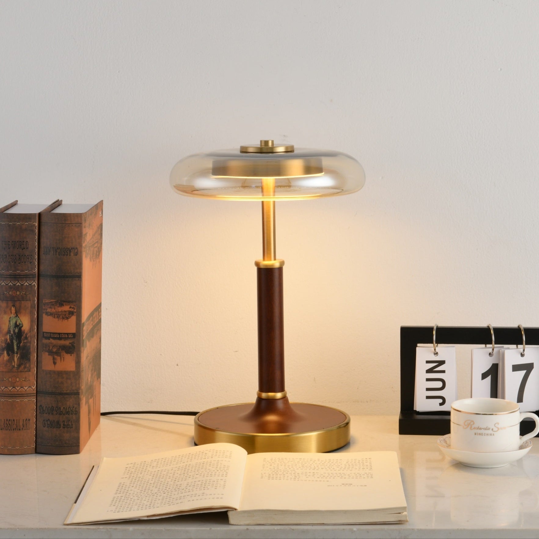 Layla Vintage Glass Table Lamp - Blowlighting