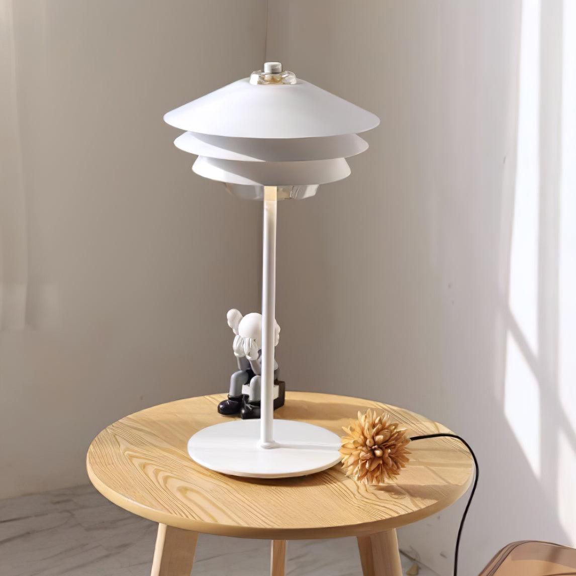 Cayden Modern Metal Table Lamp - Blowlighting