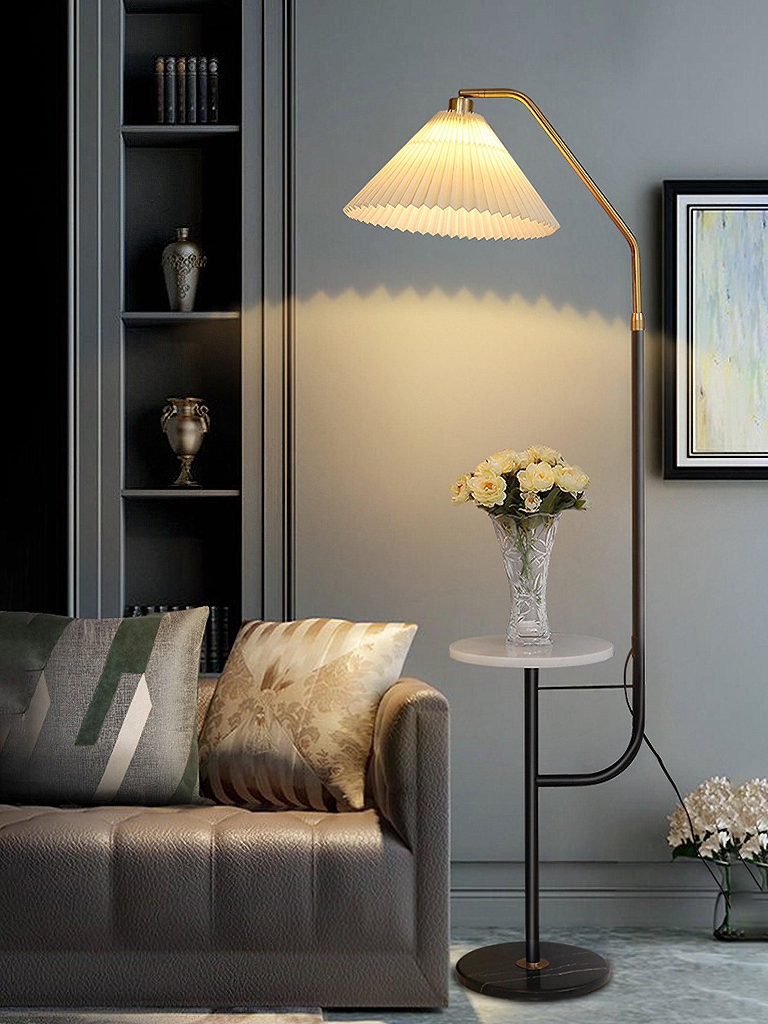 Ozz Floor Lamp - Blowlighting