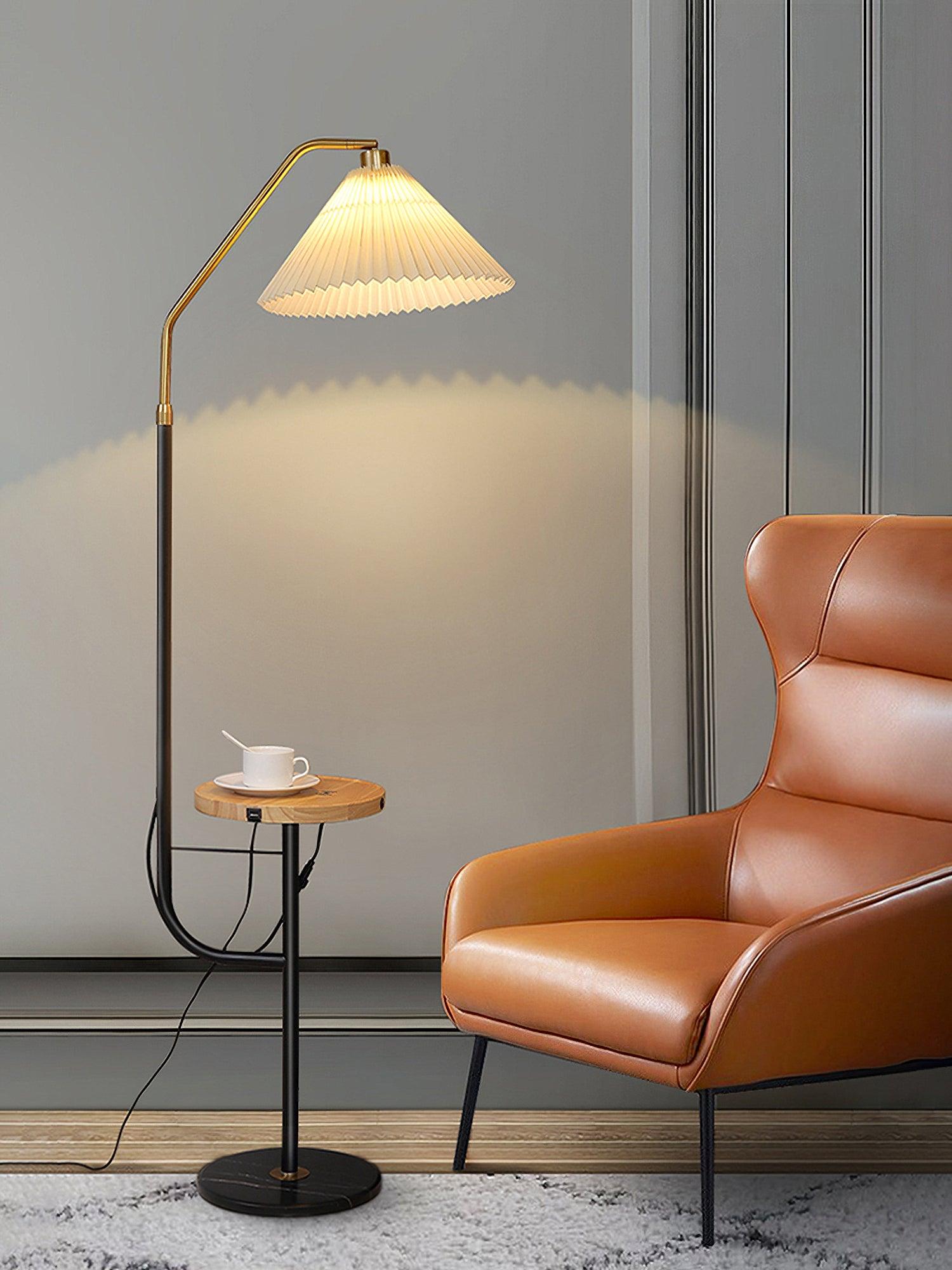 Ozz Floor Lamp - Blowlighting