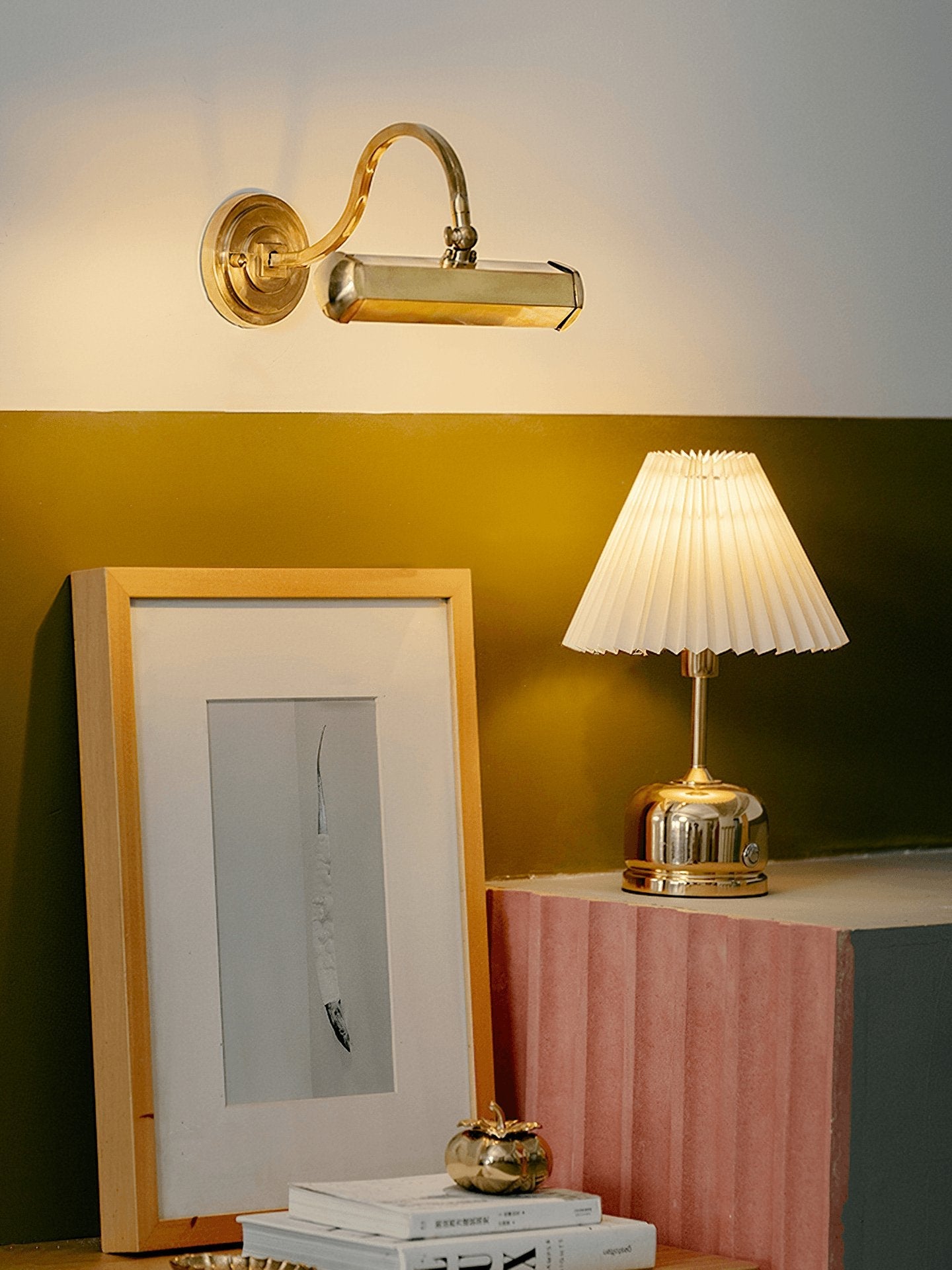 Pacific Wall Lamp - Blowlighting