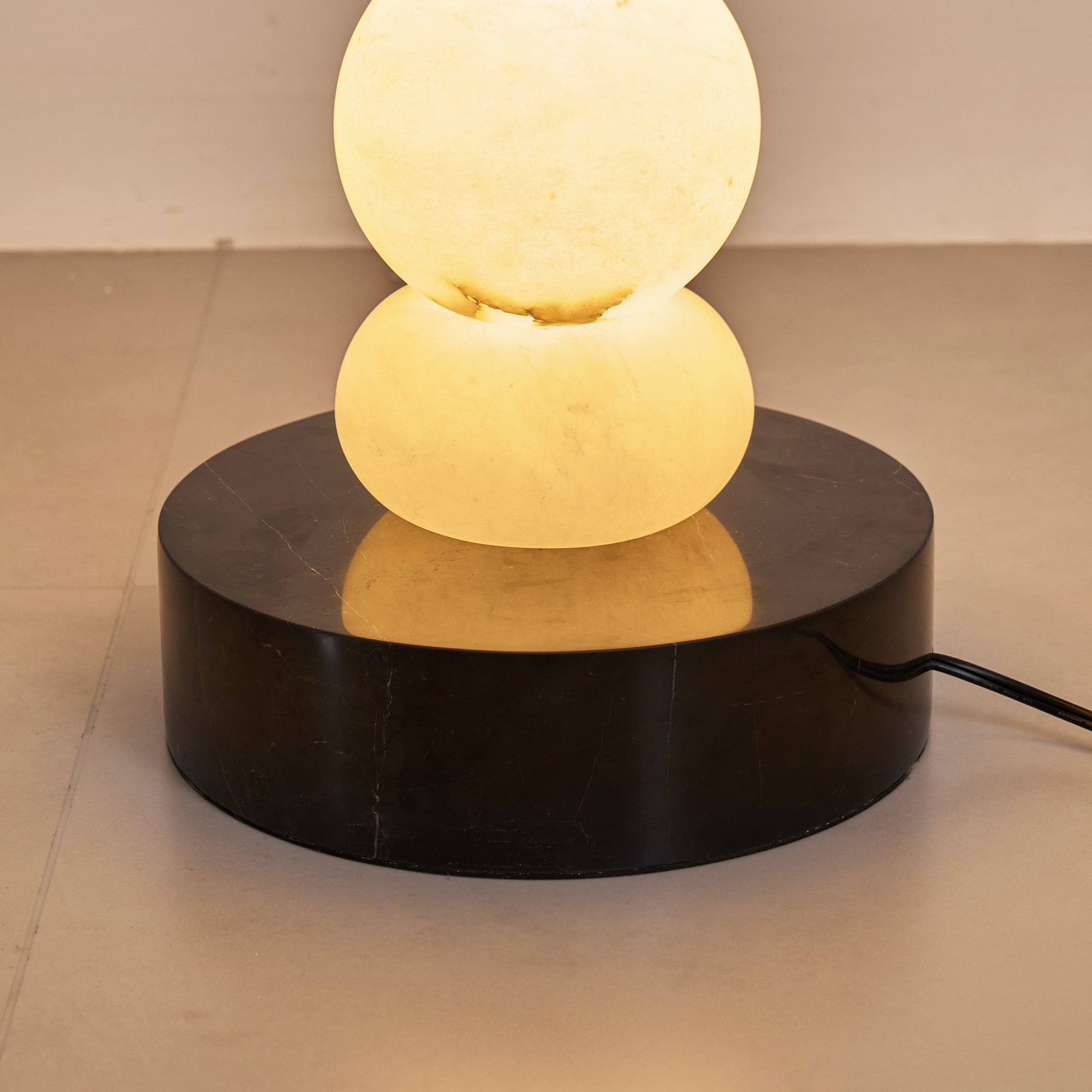 Cirinion Alabaster Floor Lamp - Blowlighting