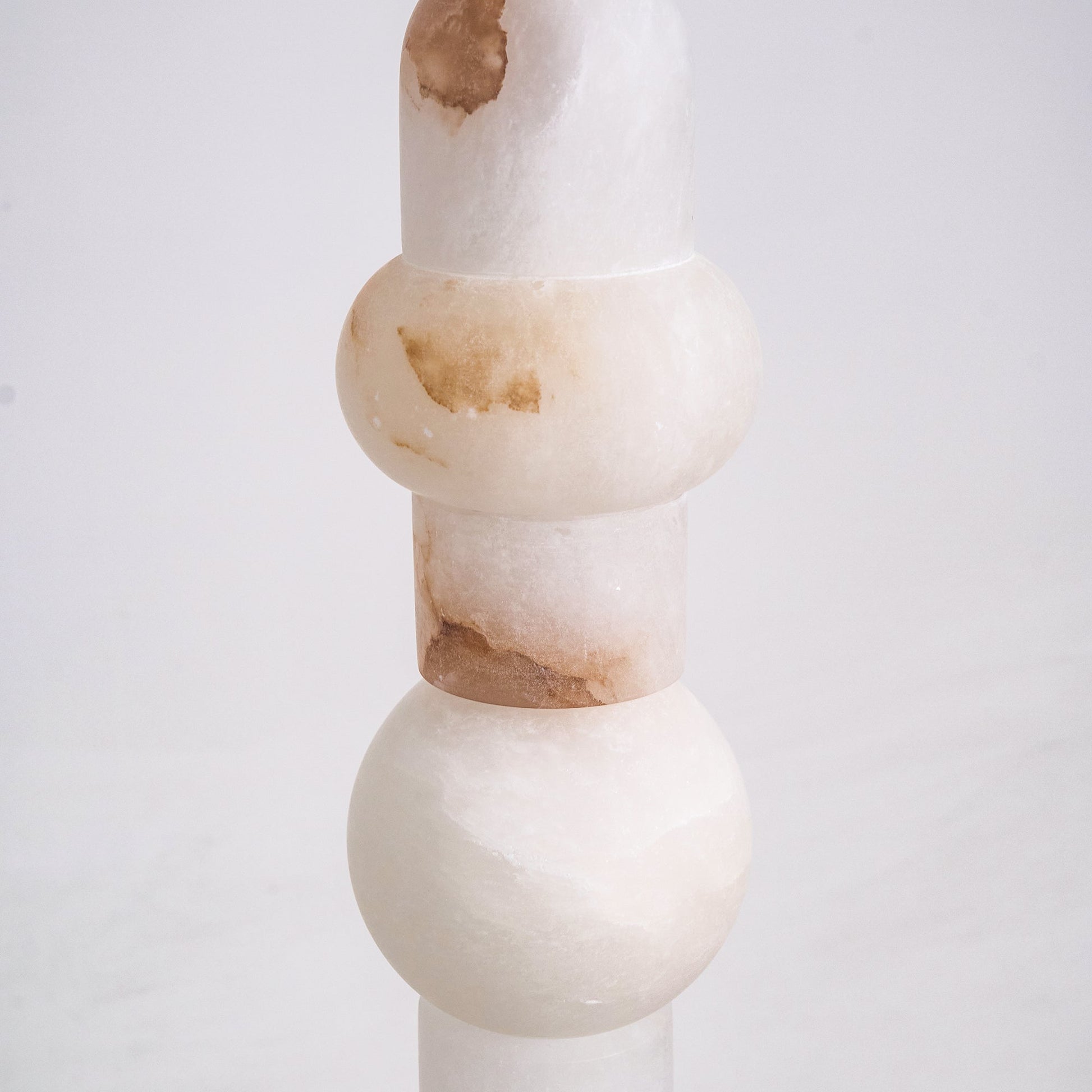 Cirinion Alabaster Floor Lamp - Blowlighting
