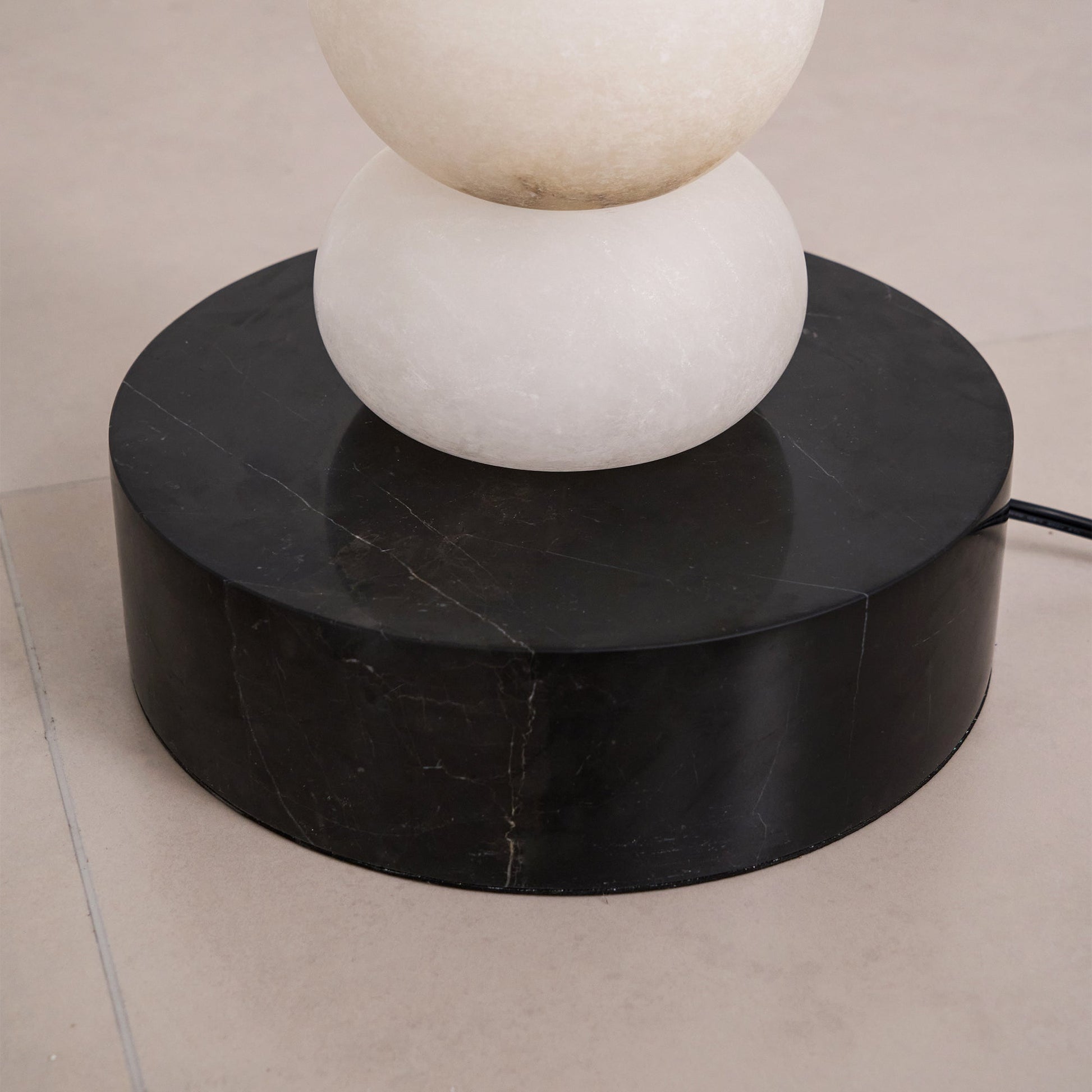 Cirinion Alabaster Floor Lamp - Blowlighting