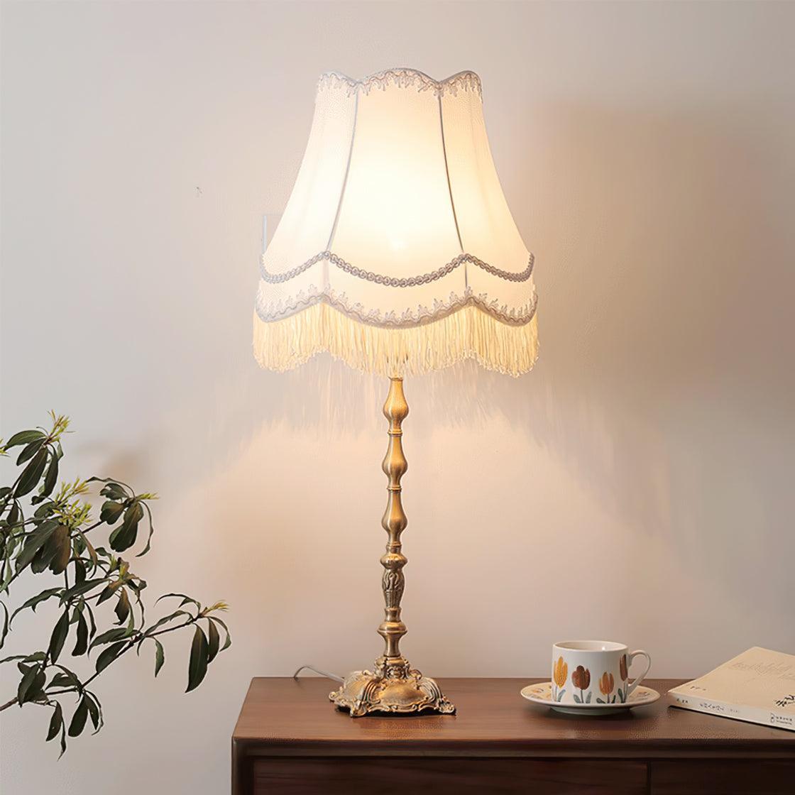 Pantalla Table Lamp - Blowlighting