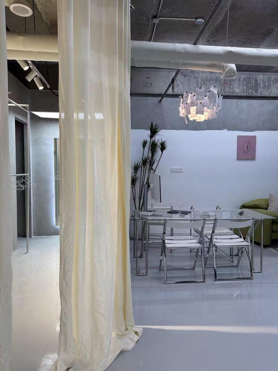 Paper Chandelier - Blowlighting