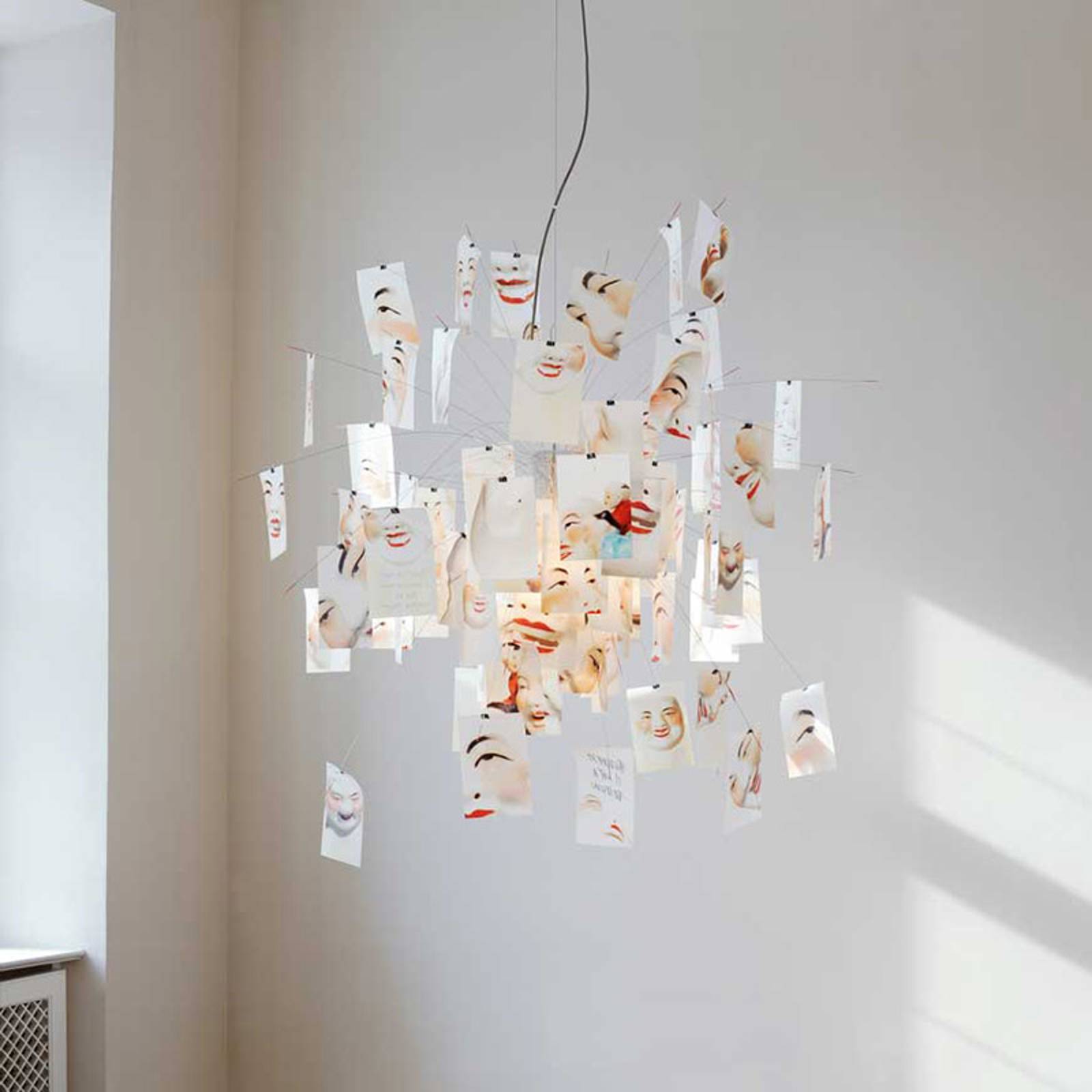 Paper Chandelier - Blowlighting