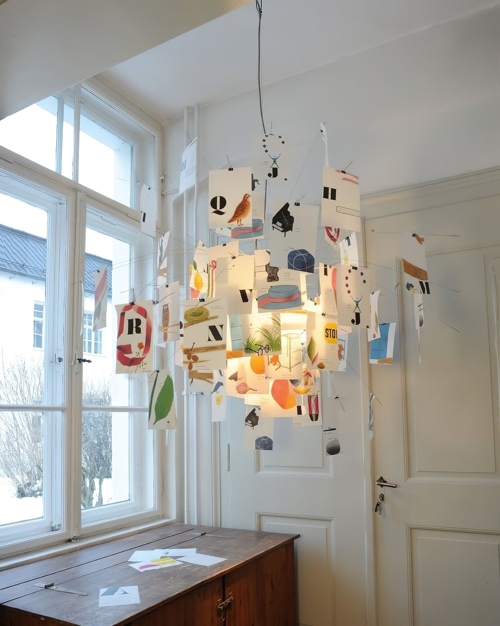 Paper Chandelier - Blowlighting