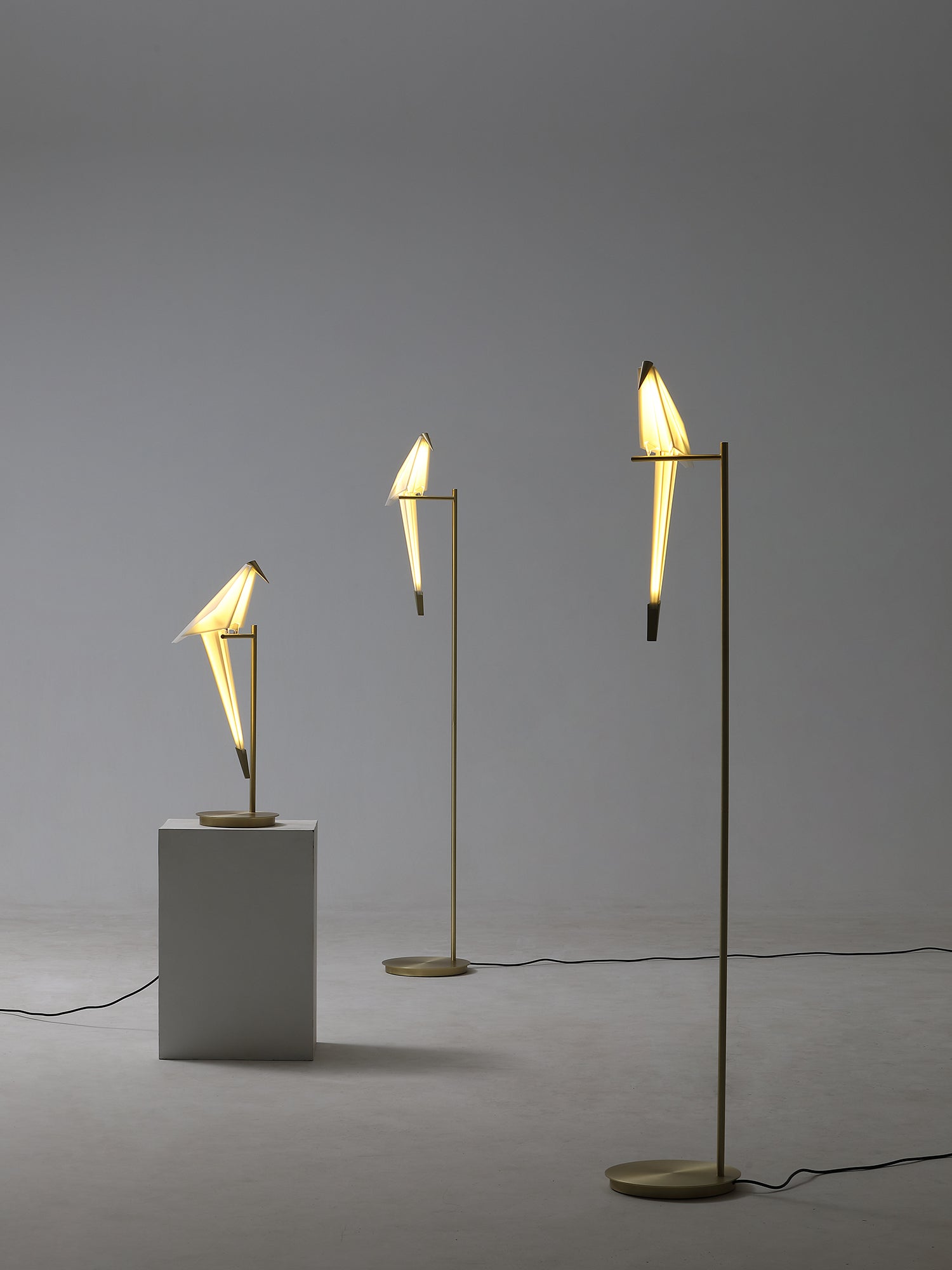 Paper Crane Bird Floor Lamp - Blowlighting