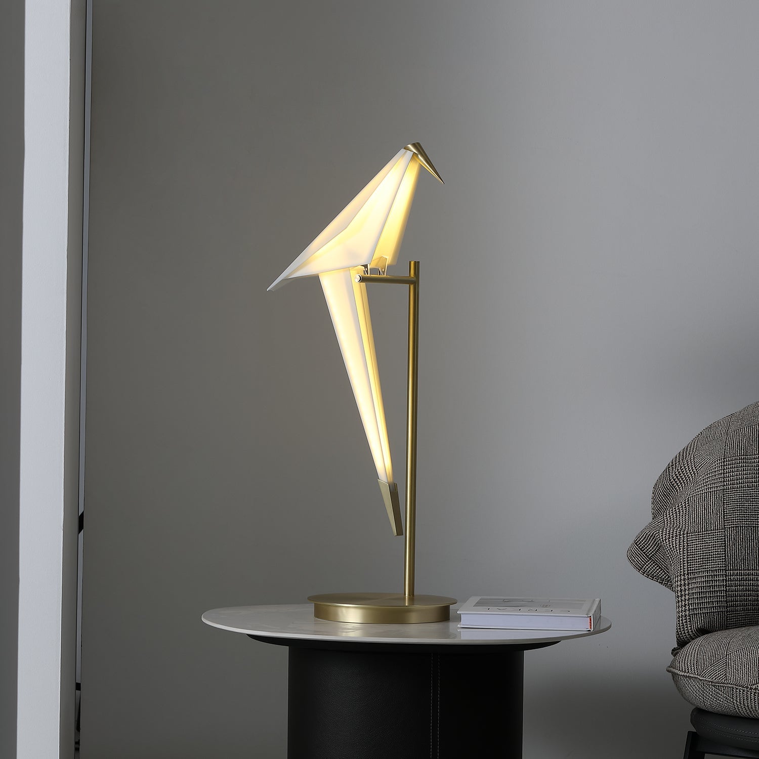 Paper Crane Bird Table Lamp - Blowlighting