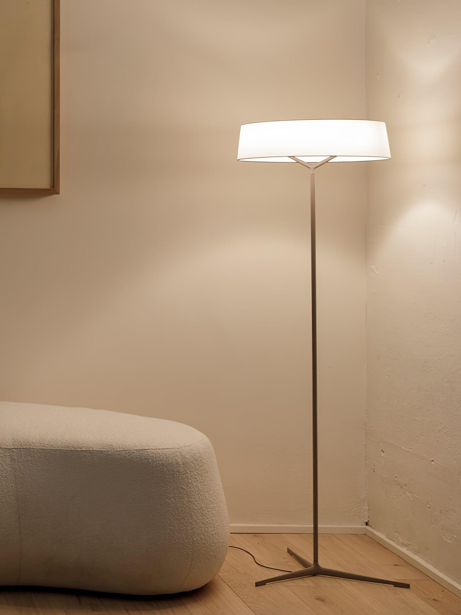 Dama Floor Lamp - Blowlighting