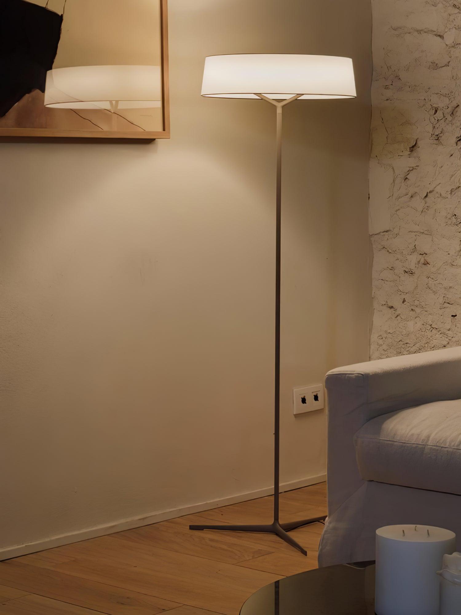 Dama Floor Lamp - Blowlighting