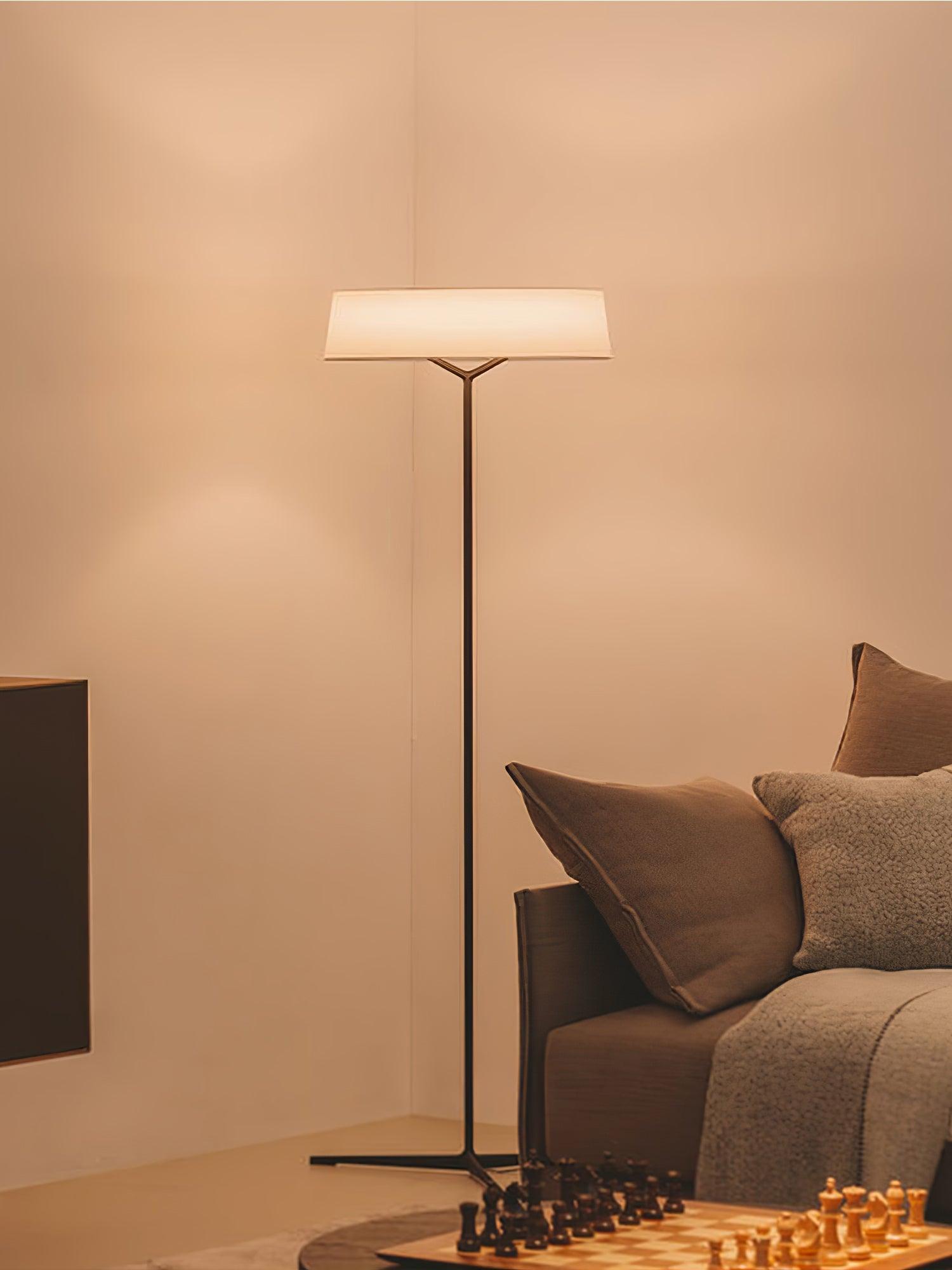 Dama Floor Lamp - Blowlighting