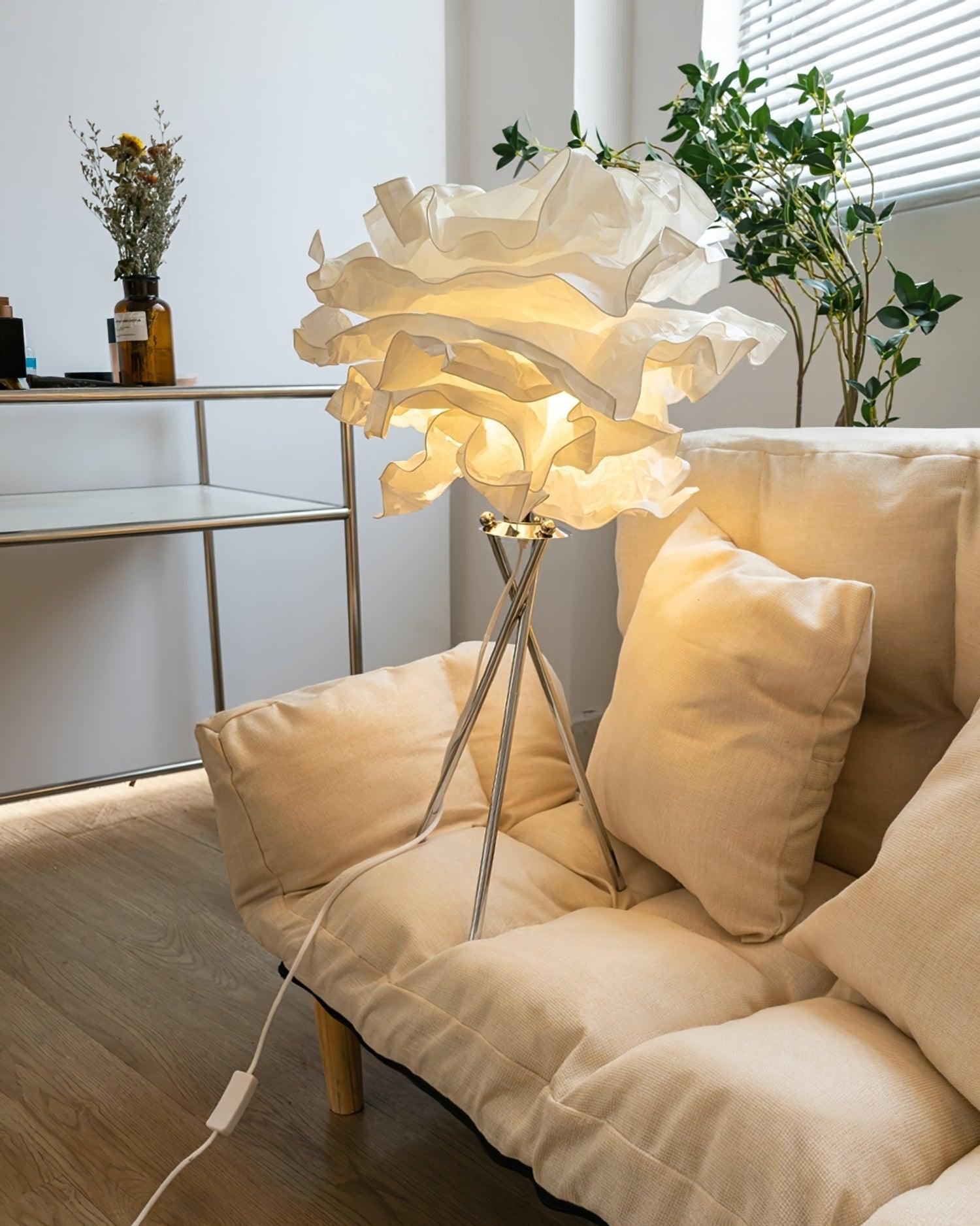 Paper Table Lamp - Blowlighting