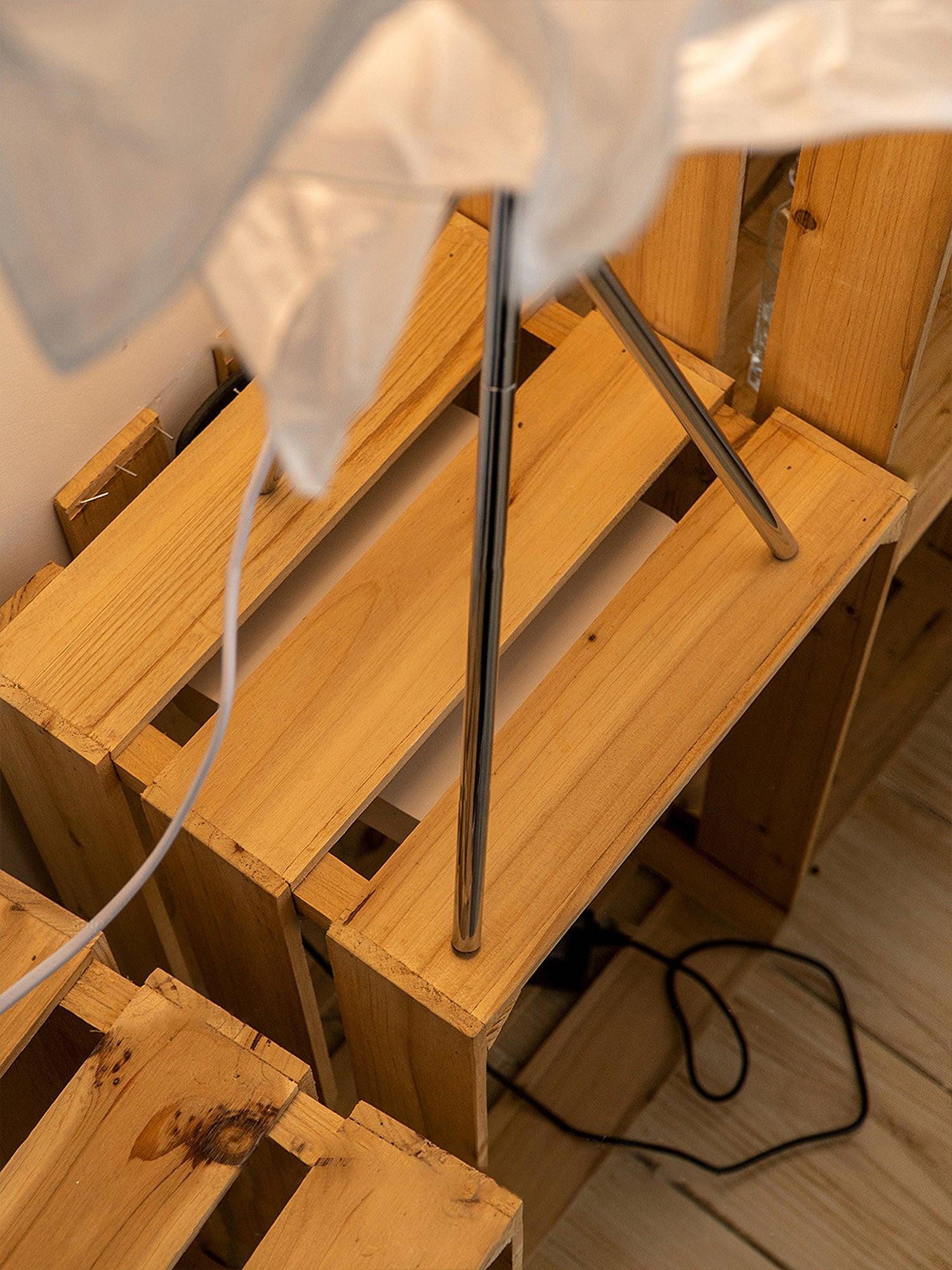 Paper Table Lamp - Blowlighting