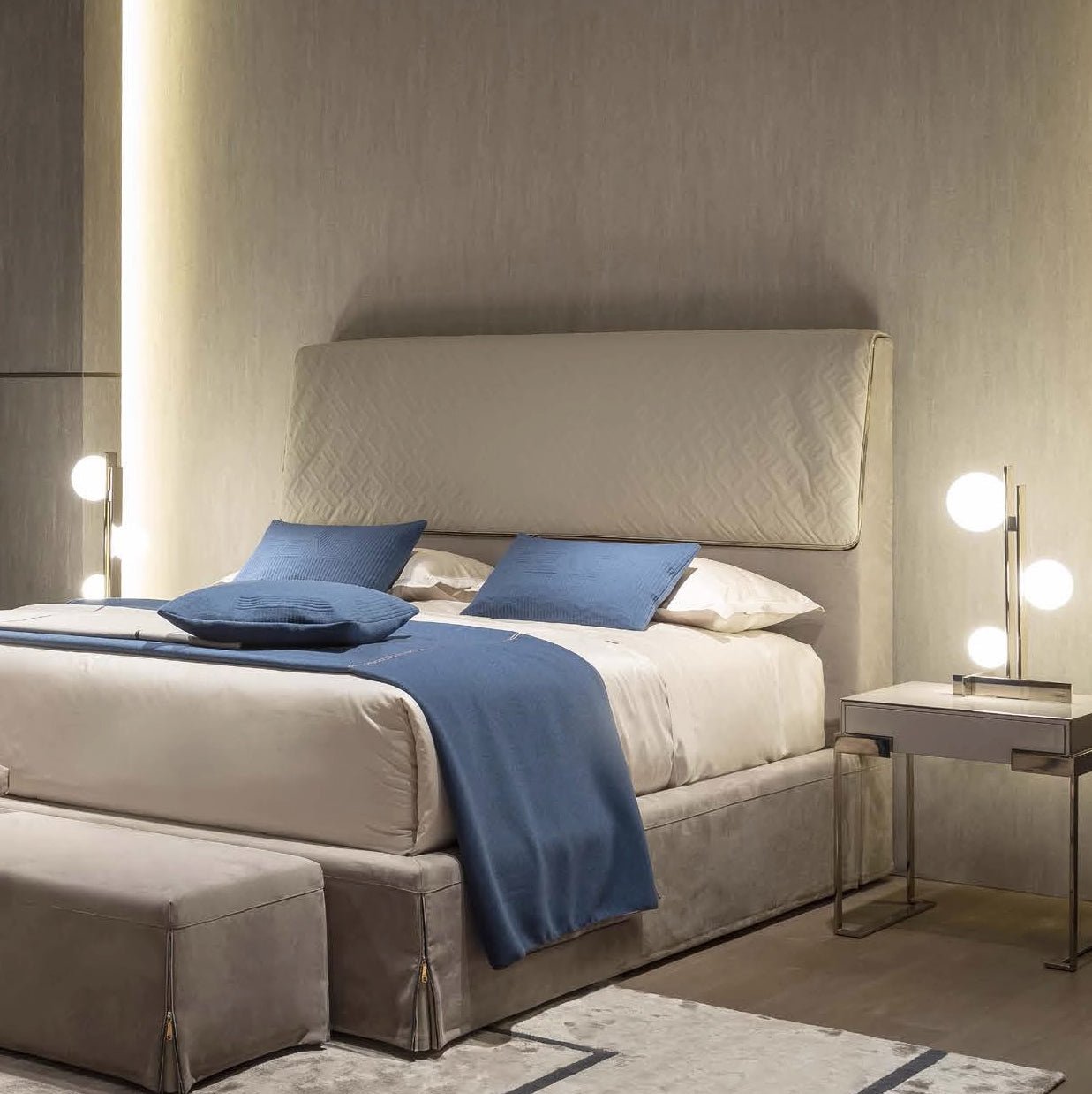 Pascal Table Lamp - Blowlighting