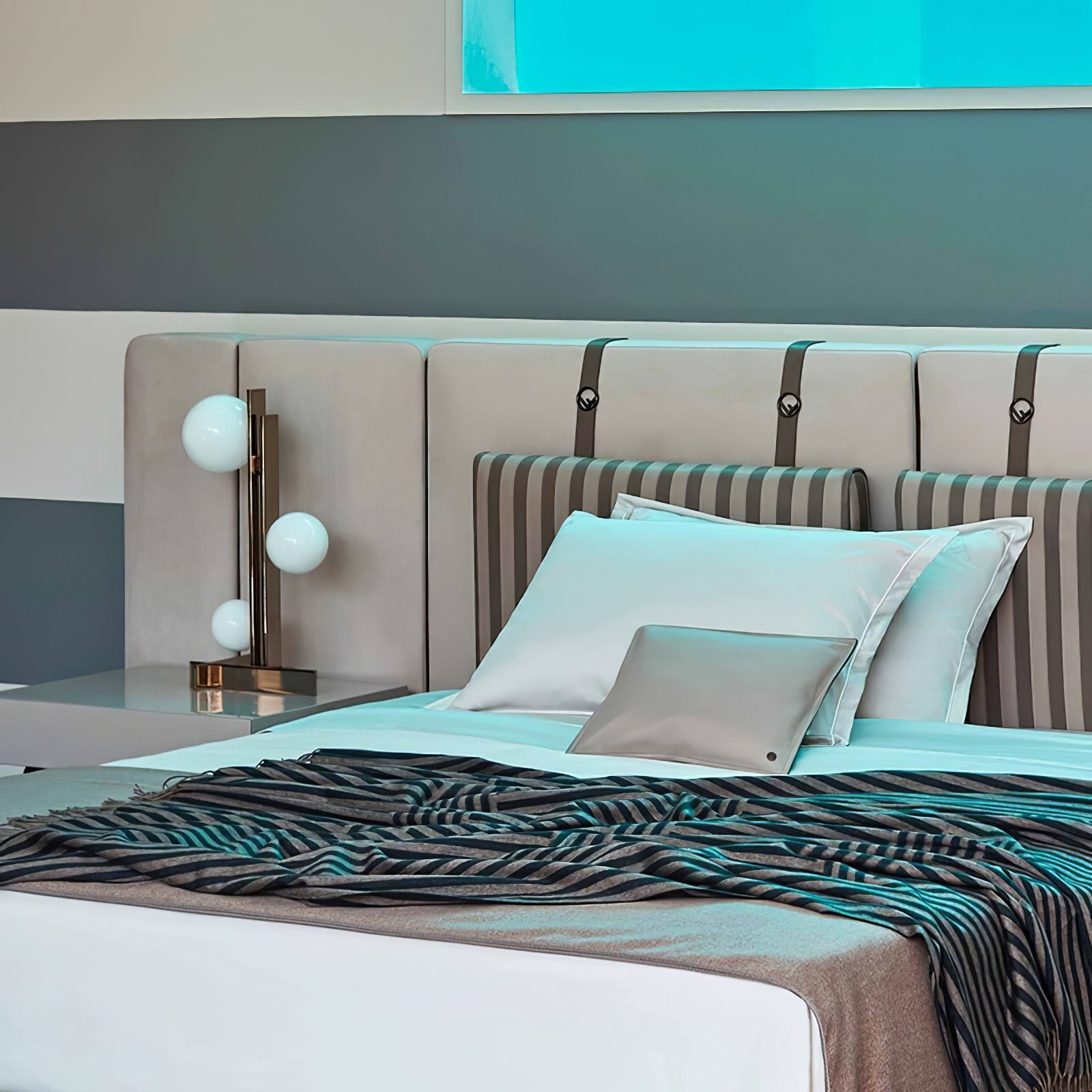 Pascal Table Lamp - Blowlighting