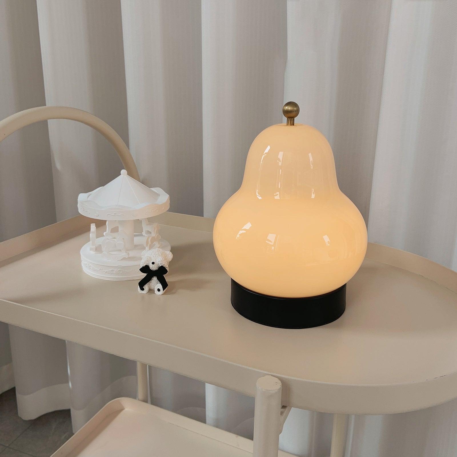 Pear Table Lamp - Blowlighting