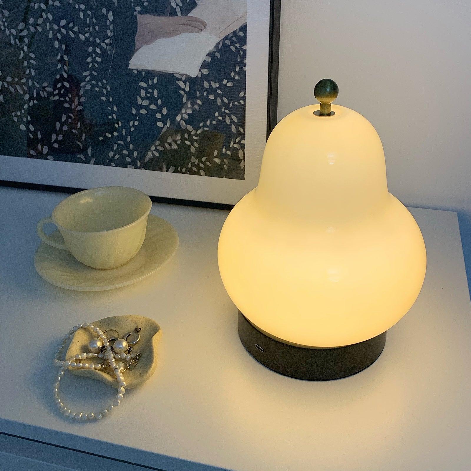 Pear Table Lamp - Blowlighting