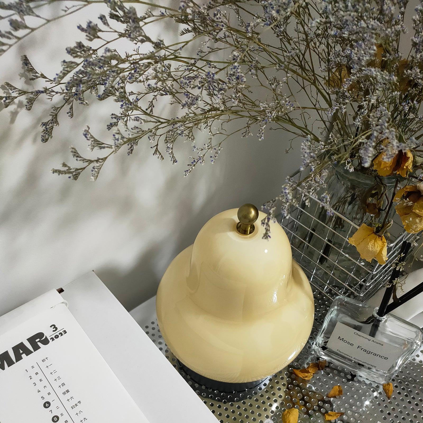 Pear Table Lamp - Blowlighting