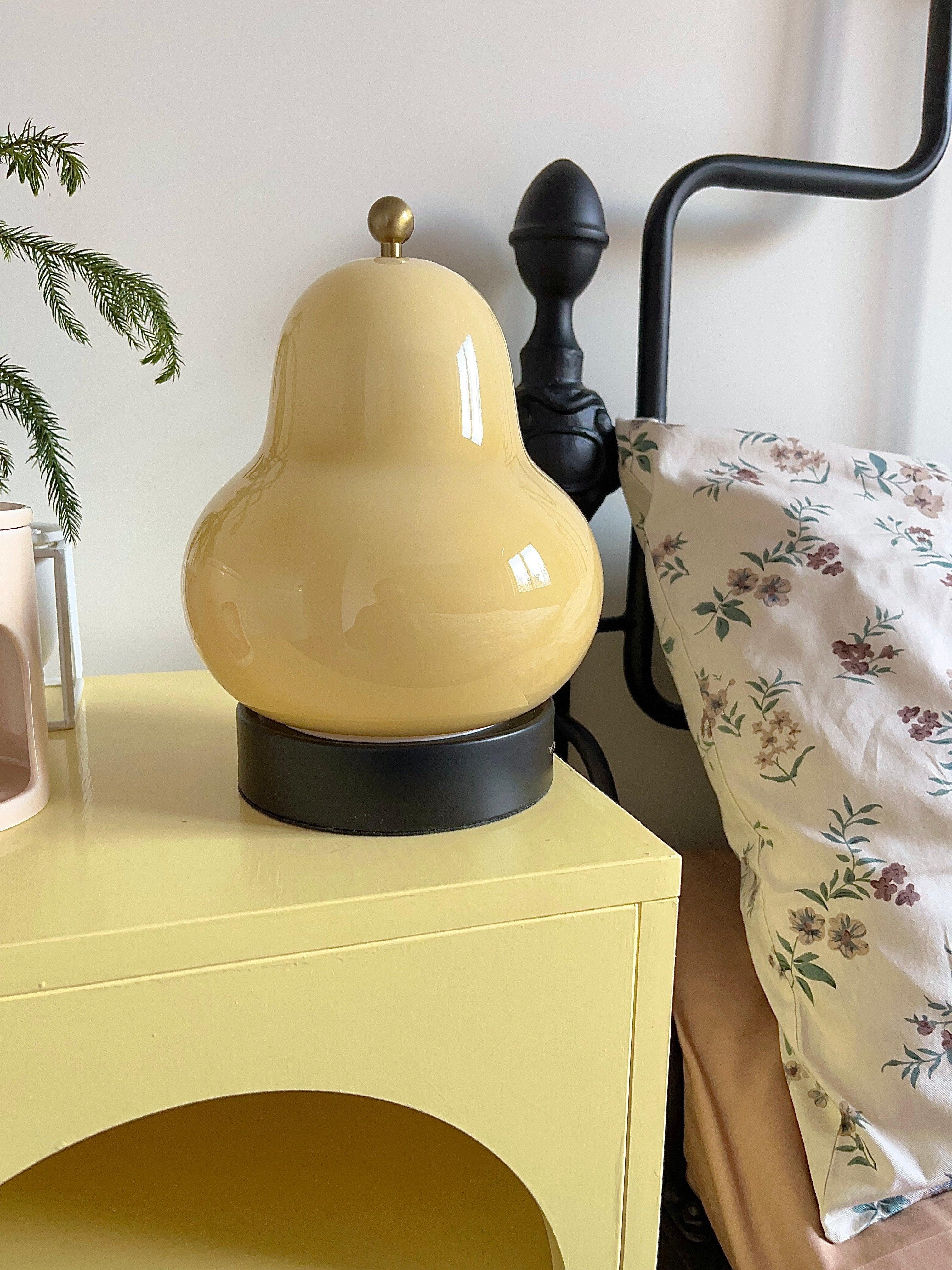 Pear Table Lamp - Blowlighting
