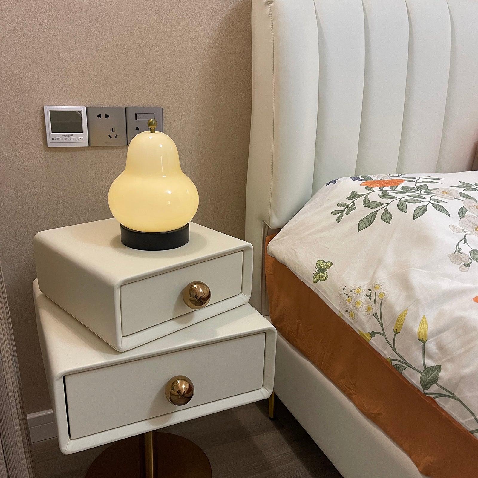 Pear Table Lamp - Blowlighting