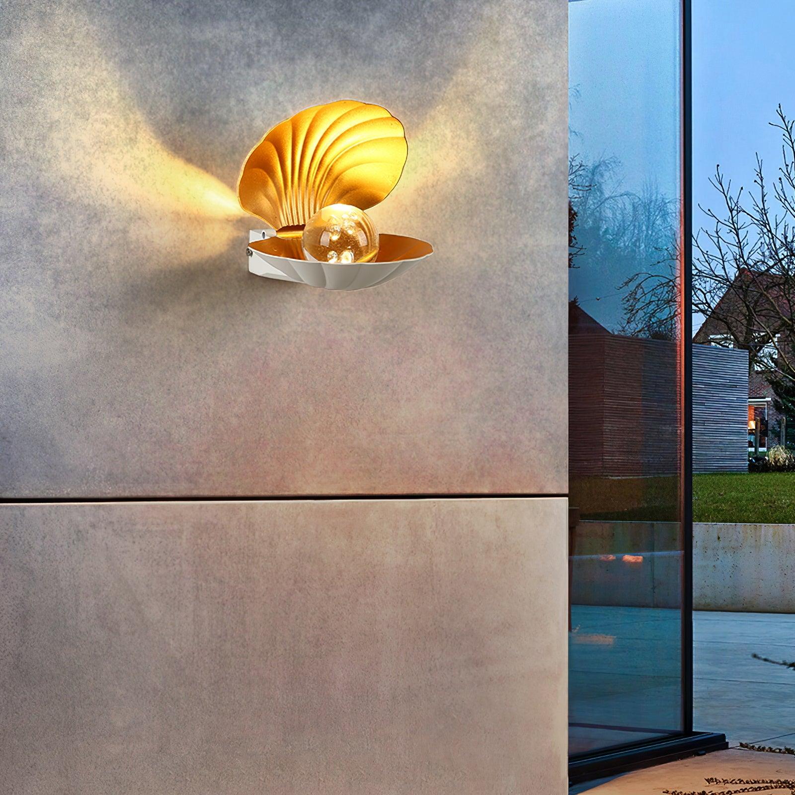 Pearl Clam Wall Light - Blowlighting