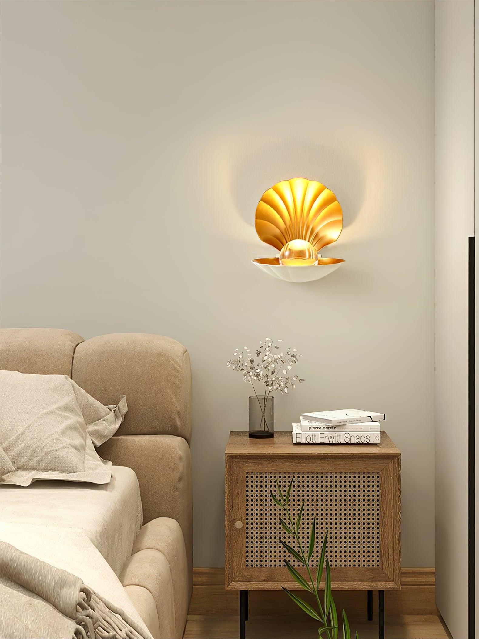 Pearl Clam Wall Light - Blowlighting