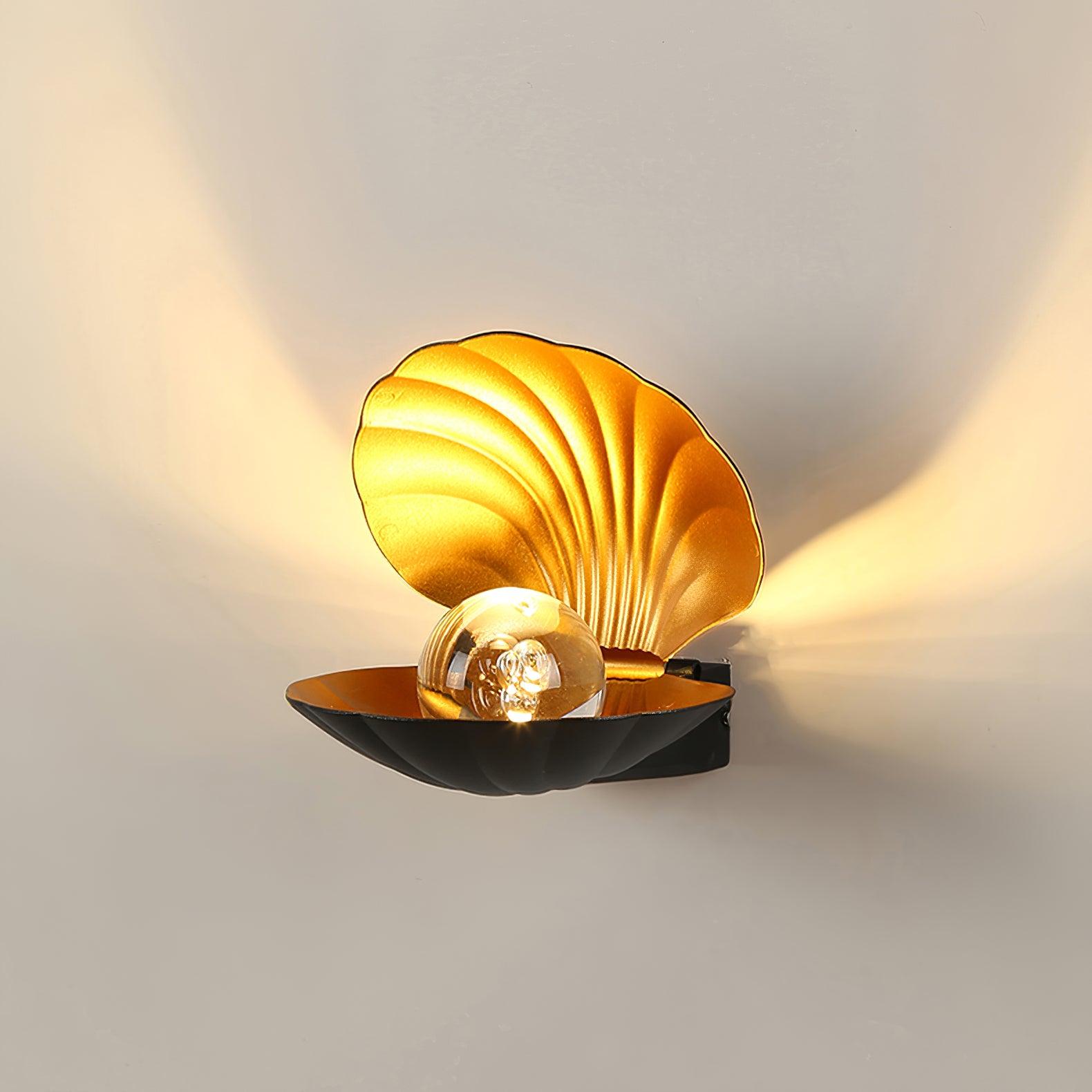 Pearl Clam Wall Light - Blowlighting