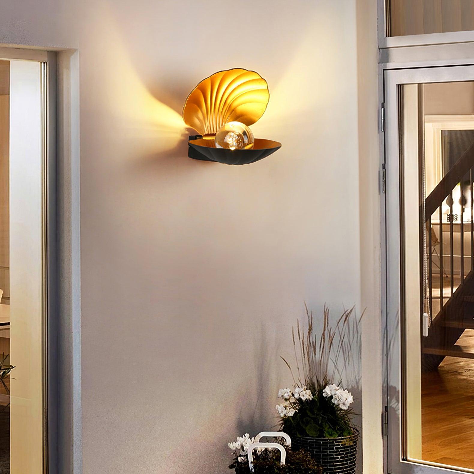 Pearl Clam Wall Light - Blowlighting
