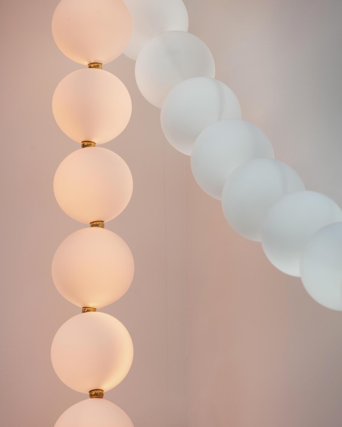Zalvarin Brass Sputnik Chandelier - Blowlighting