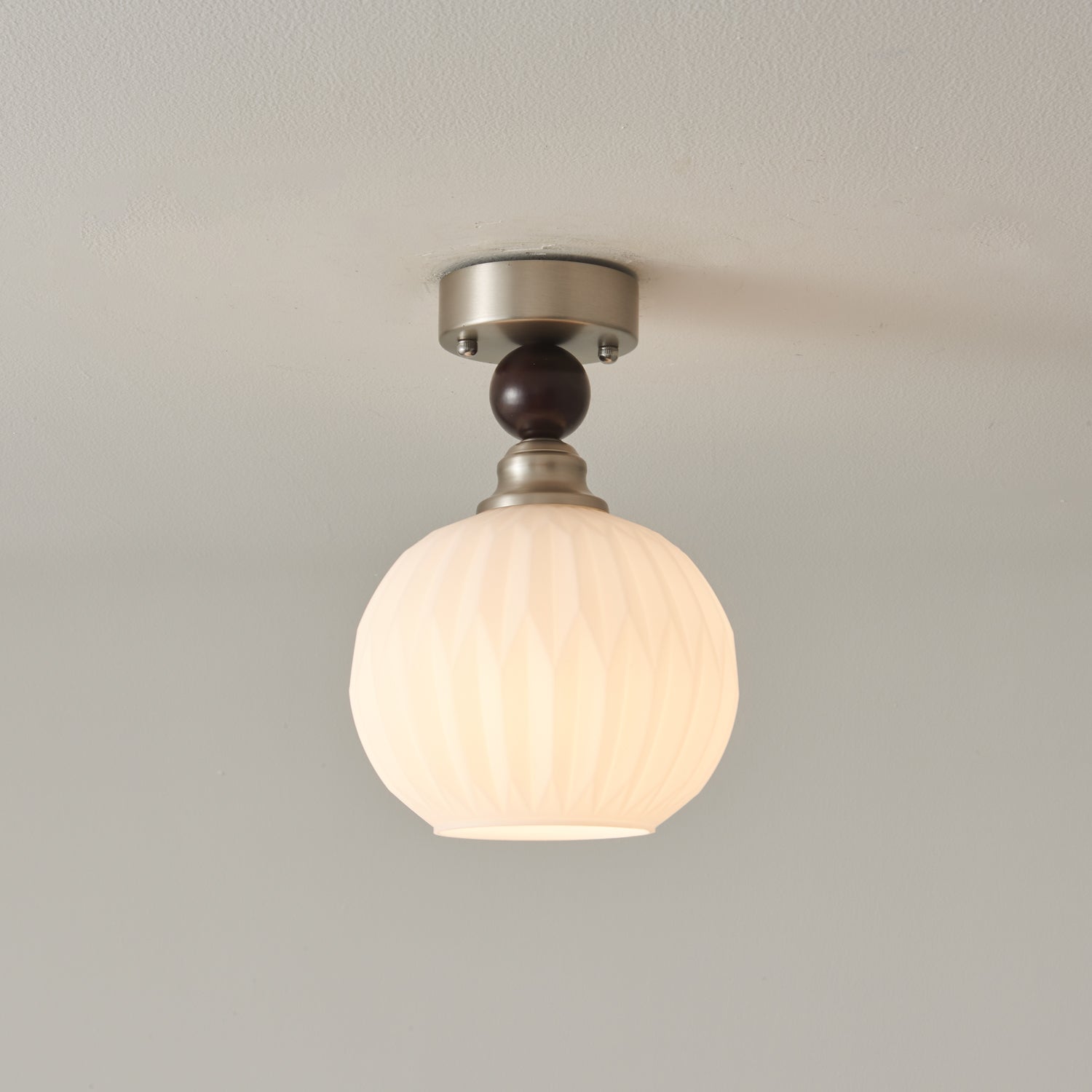 Pearl Sphere Ceiling Lamp - Blowlighting