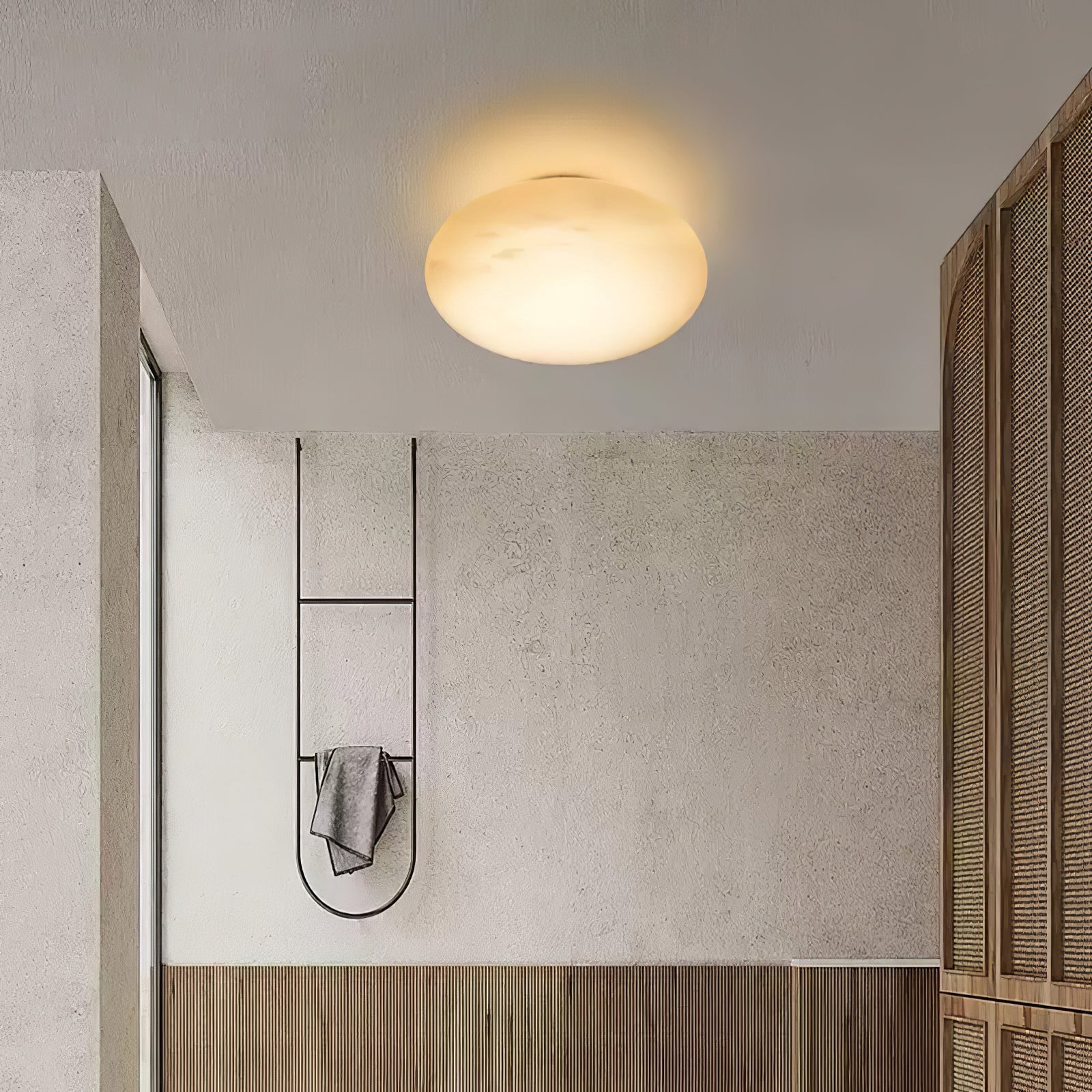 Eurthais Minimalist Alabaster Wall Light - Blowlighting