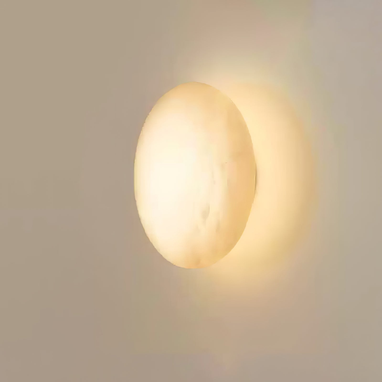 Eurthais Minimalist Alabaster Wall Light - Blowlighting