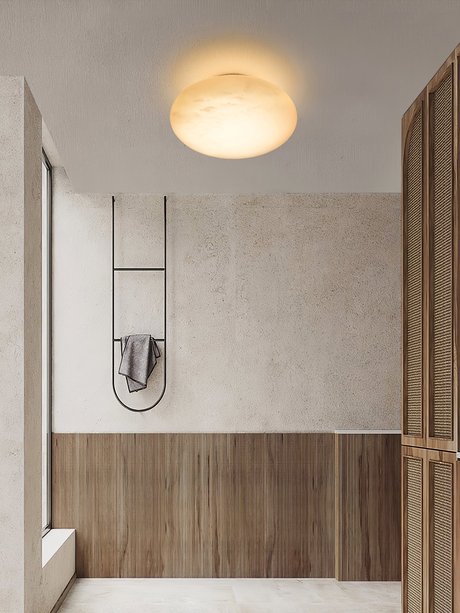 Eurthais Minimalist Alabaster Wall Light - Blowlighting