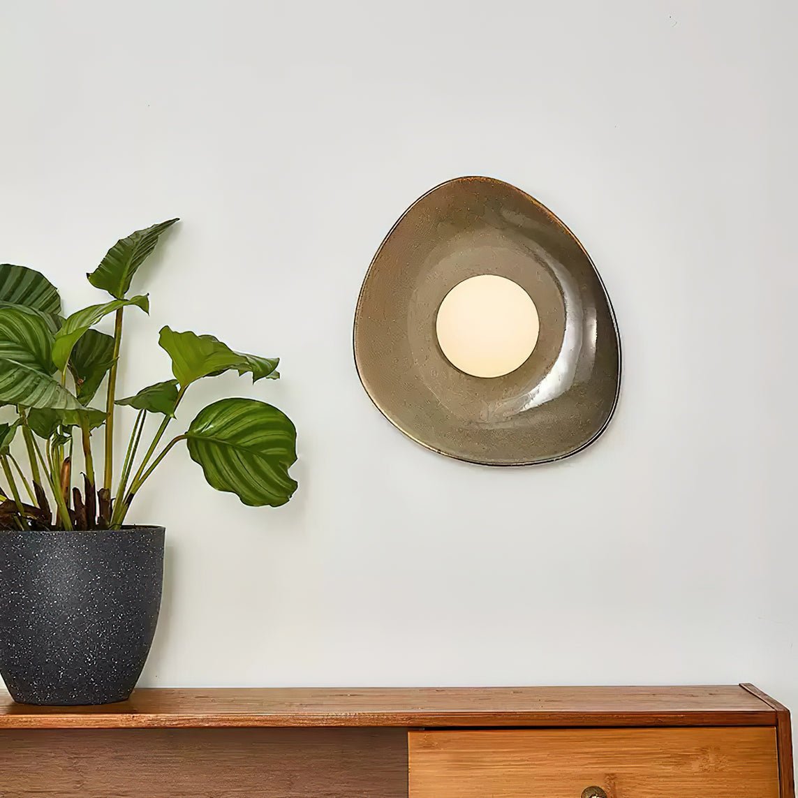 Pebble Disc Wall Light - Blowlighting
