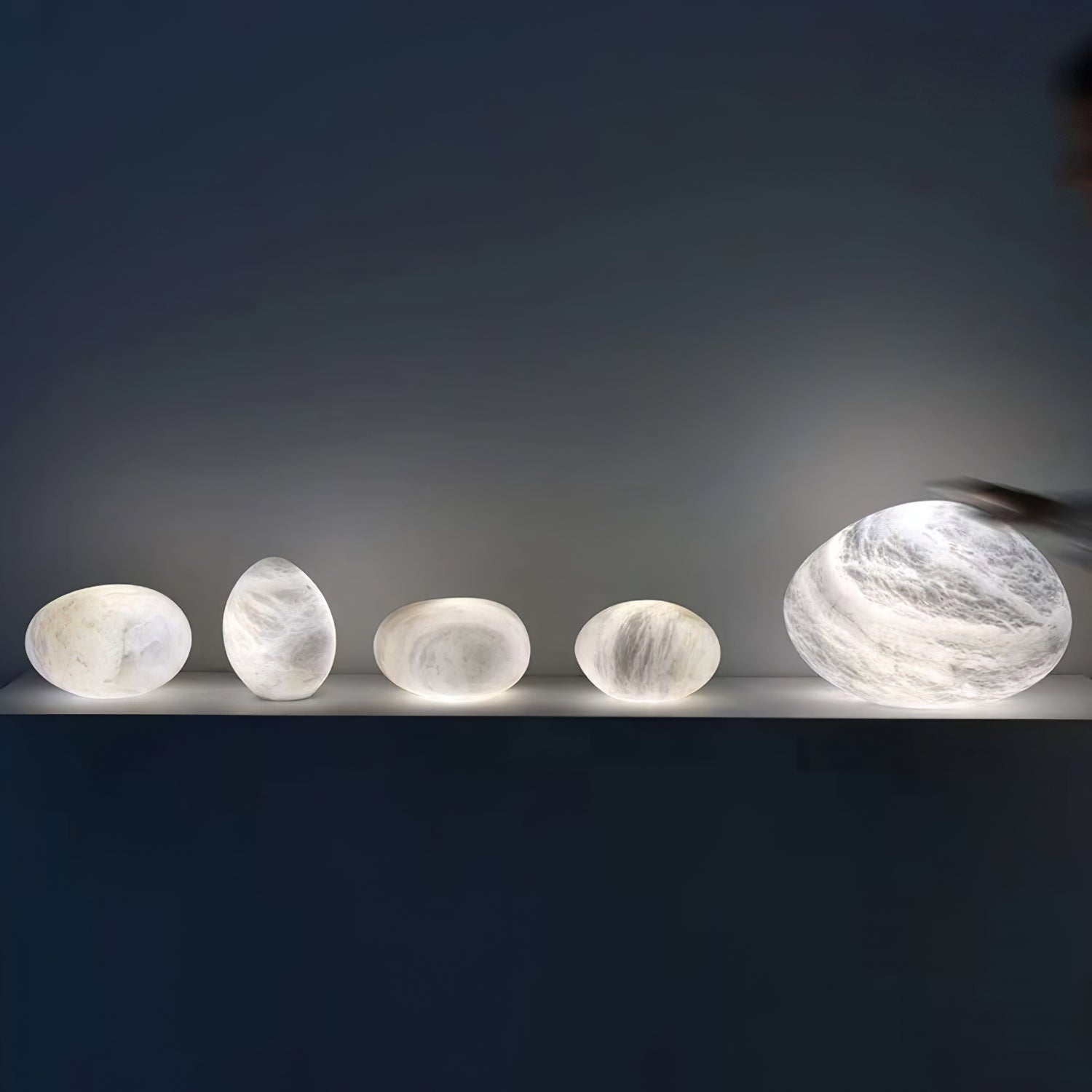 Nerida Alabaster Pendant Light - Blowlighting