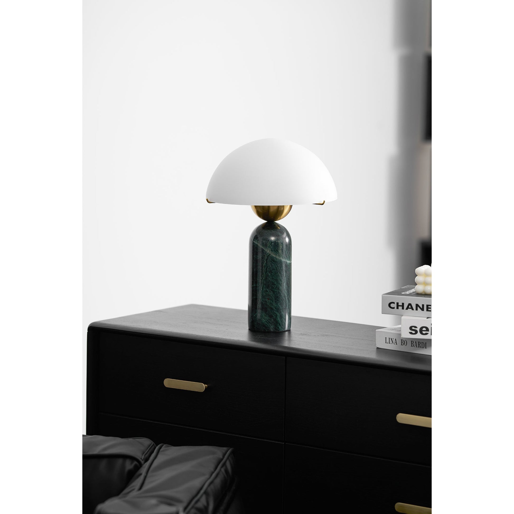 Veviniel Alabaster Table Lamp - Blowlighting
