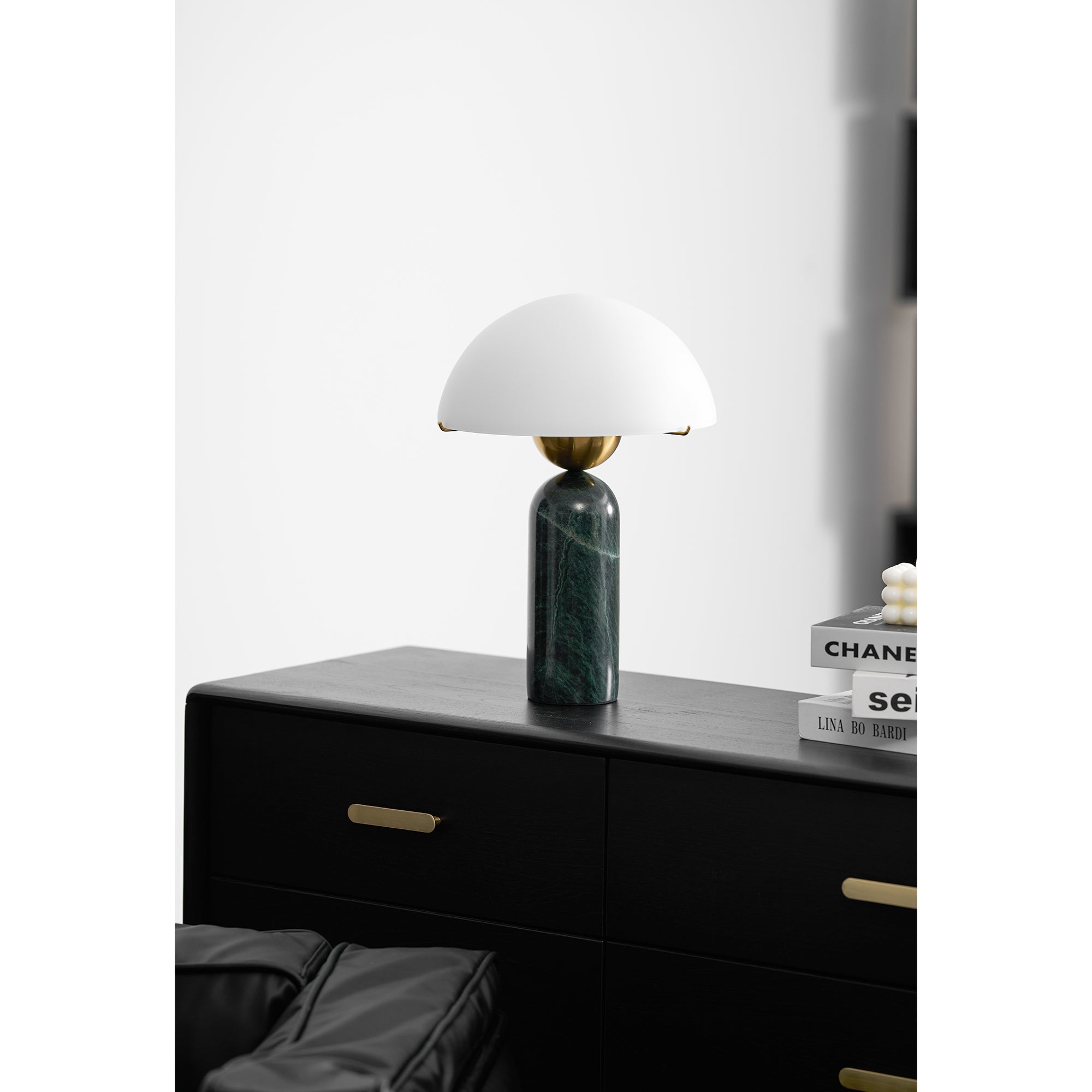 Veviniel Alabaster Table Lamp - Blowlighting