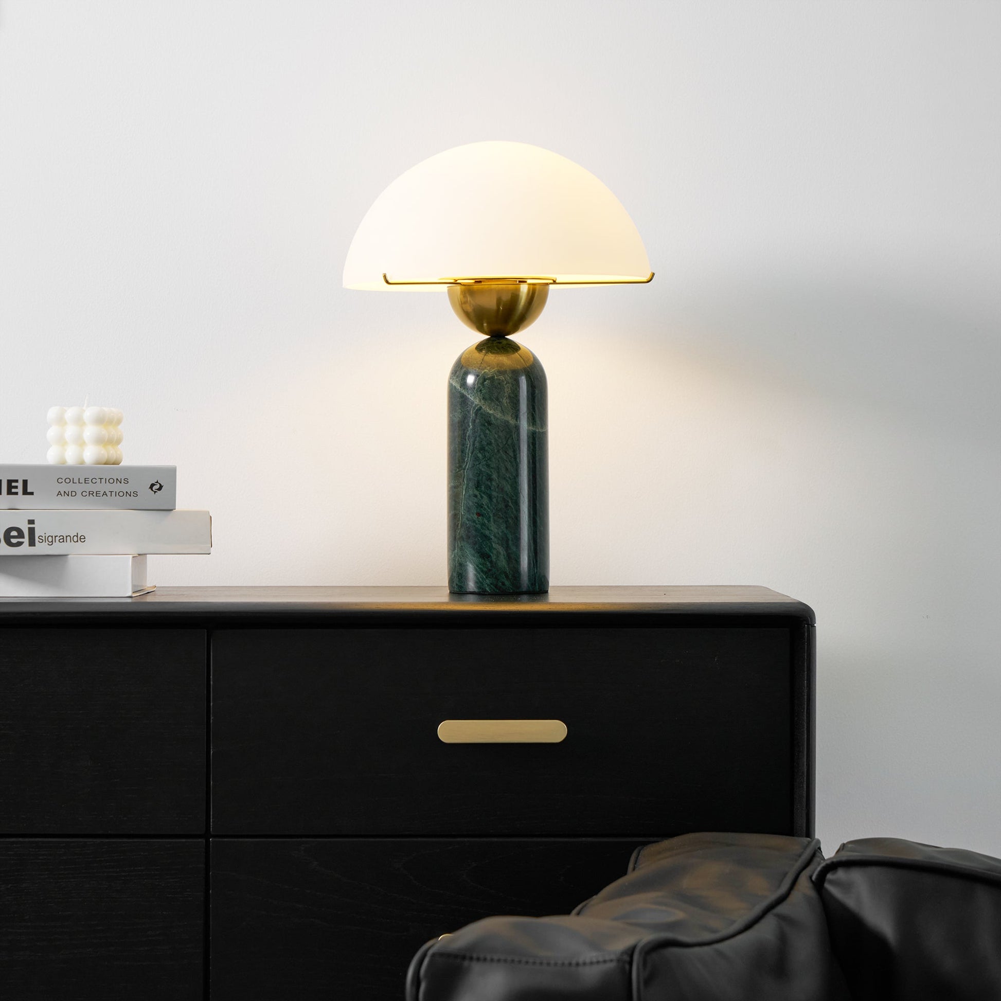 Veviniel Alabaster Table Lamp - Blowlighting